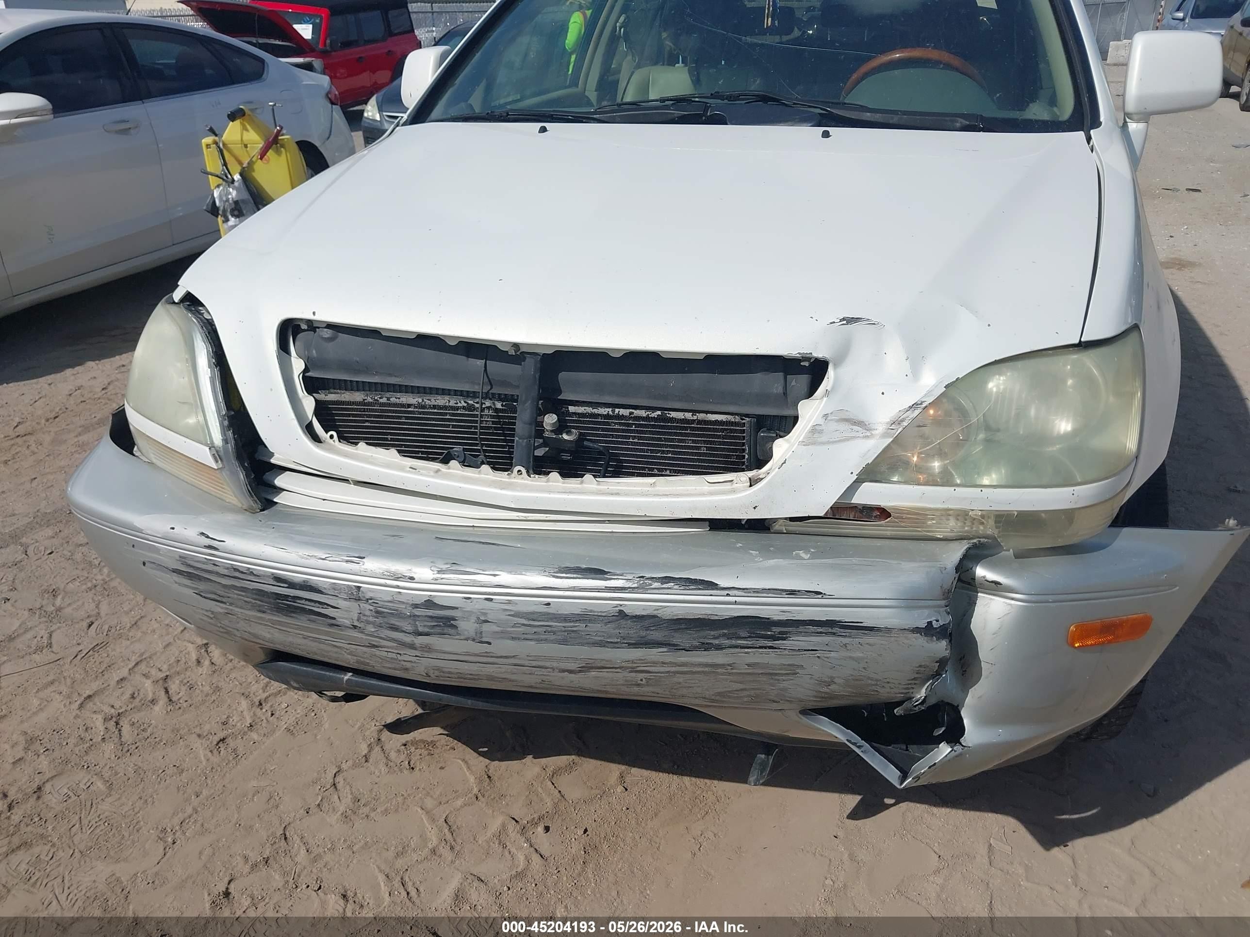 2002 Lexus Rx 300   White vin: JTJGF10U320135625