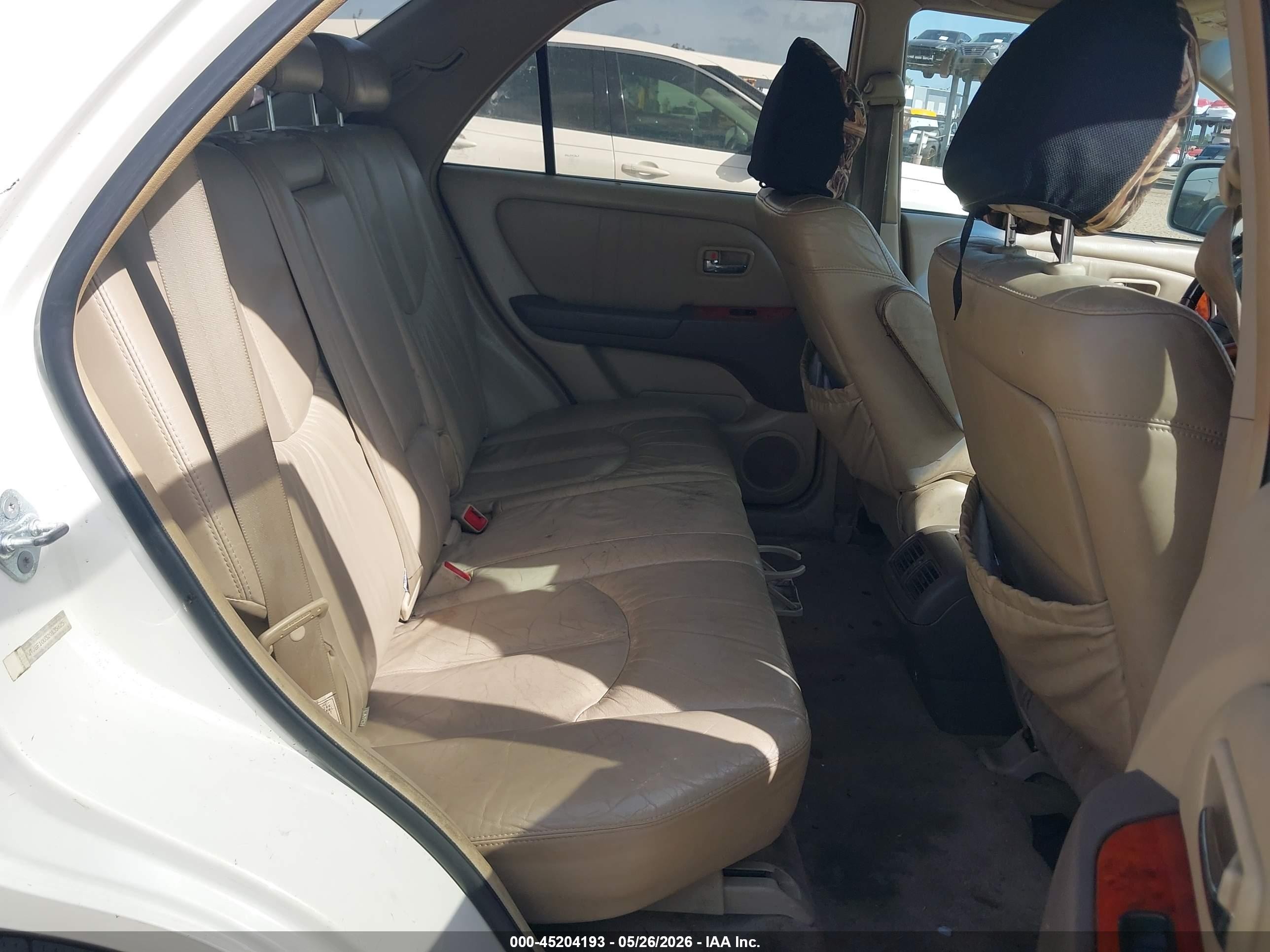 2002 Lexus Rx 300   White vin: JTJGF10U320135625