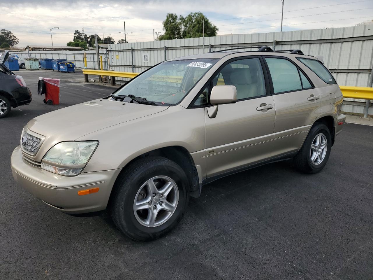 2002 Lexus Rx 300 Gold vin: JTJGF10U520143418