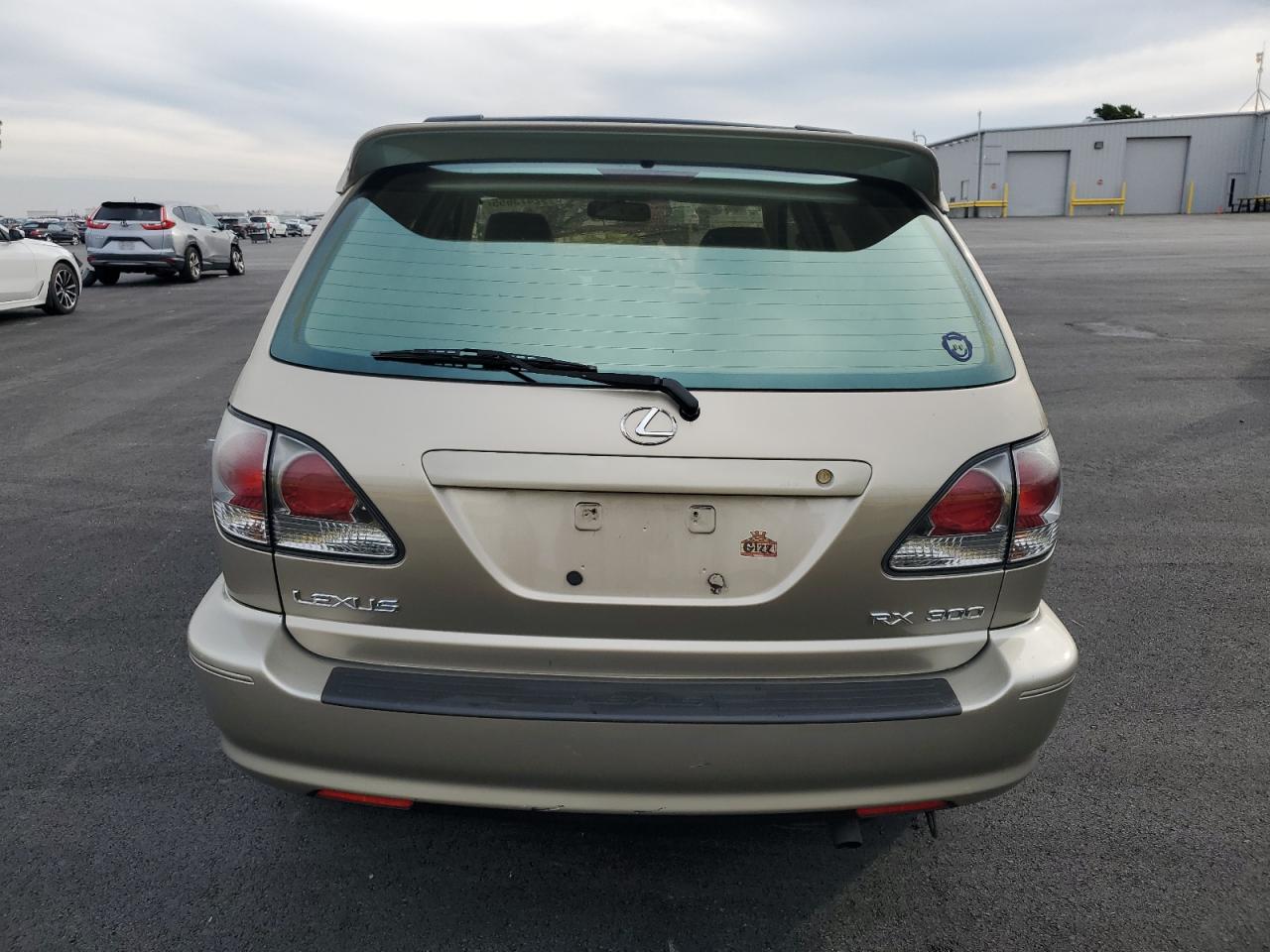 2002 Lexus Rx 300 Gold vin: JTJGF10U520143418
