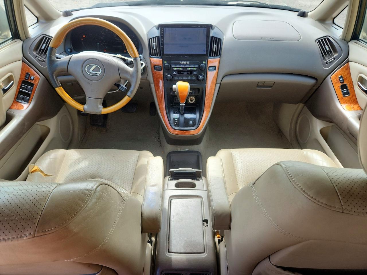 2002 Lexus 300 Gold vin: JTJGF10U520143953