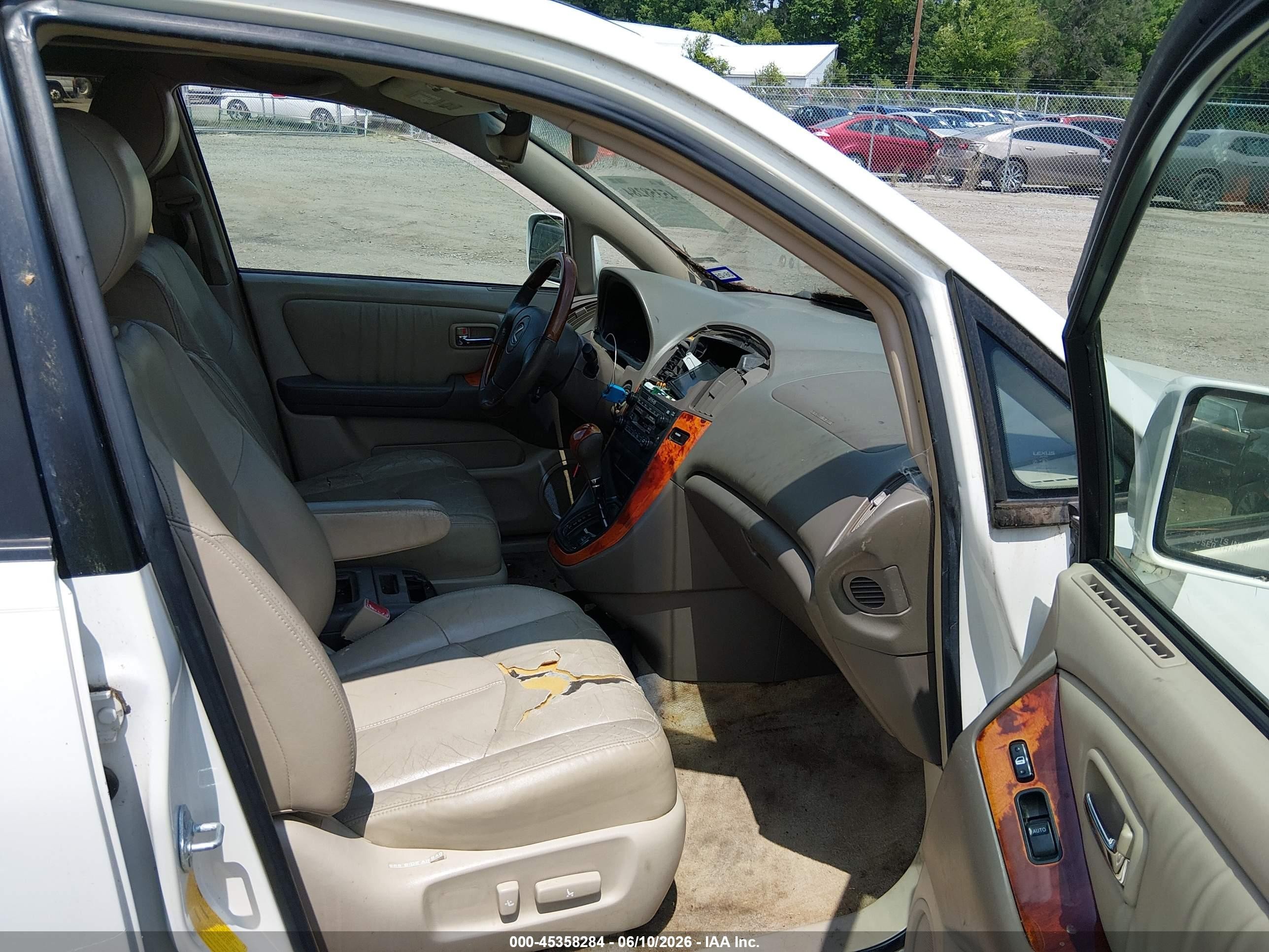 2003 Lexus Rx 300   White vin: JTJGF10U630156664