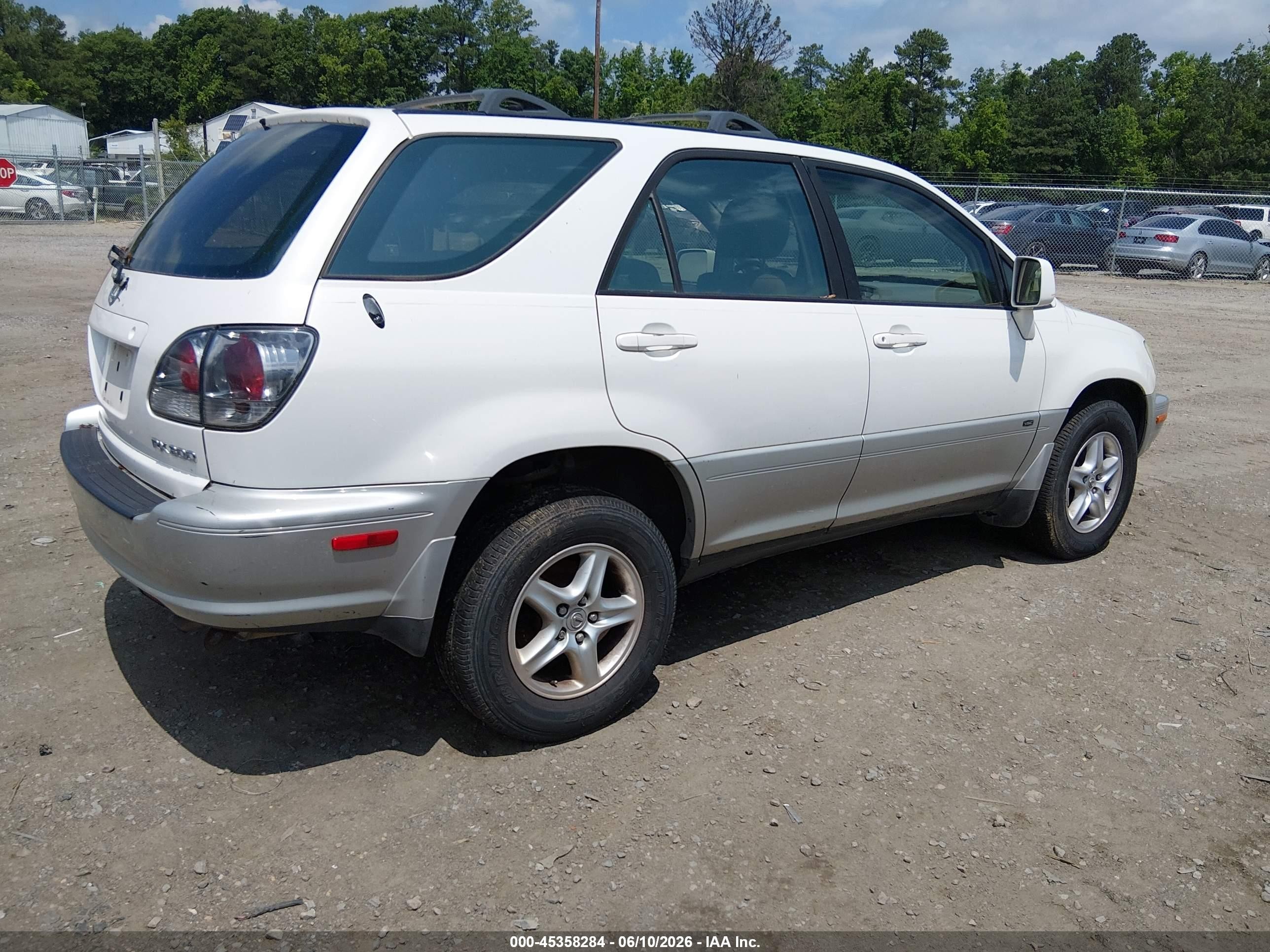 2003 Lexus Rx 300   White vin: JTJGF10U630156664