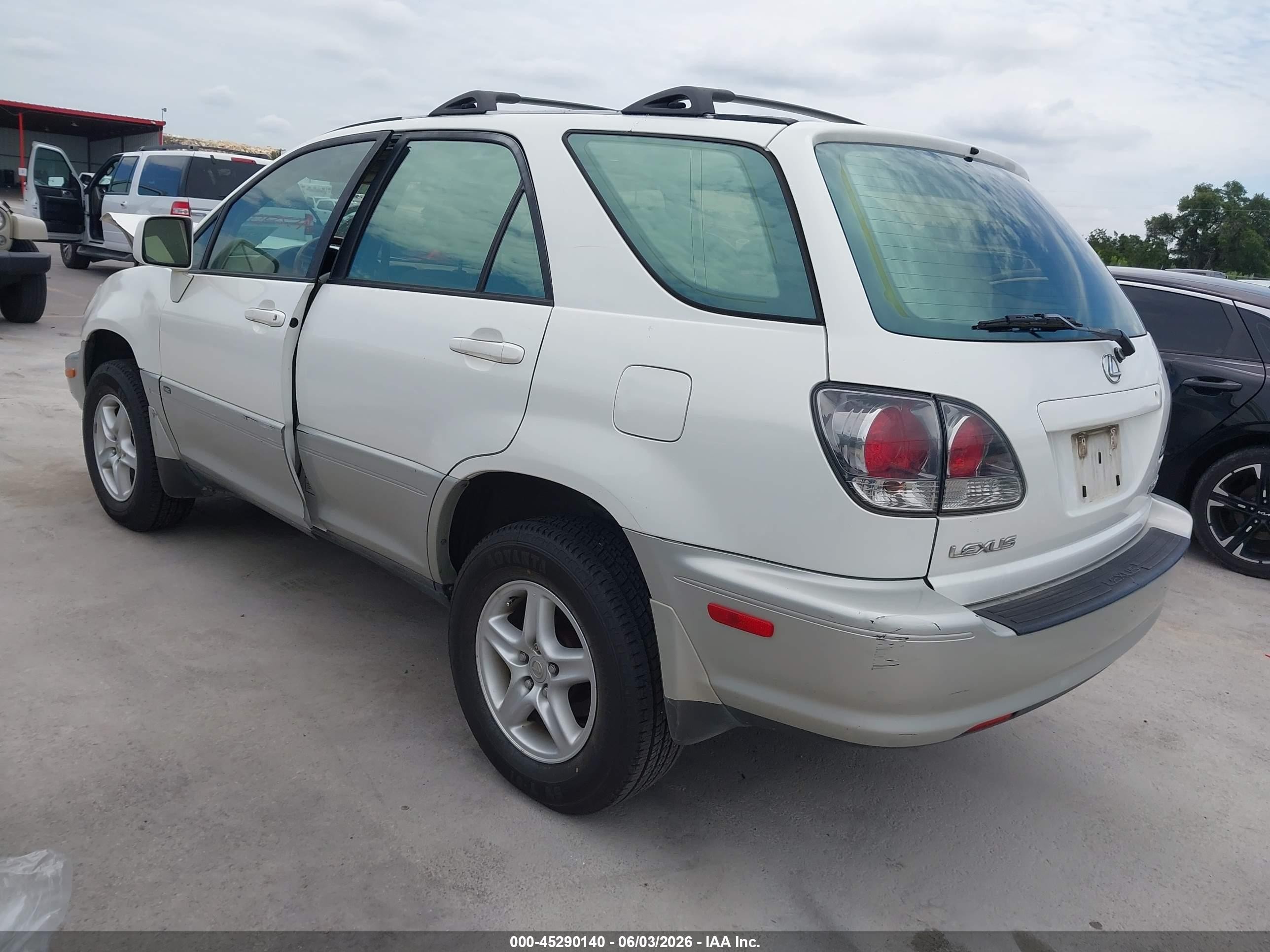 2001 Lexus Rx 300   White vin: JTJGF10U710117336