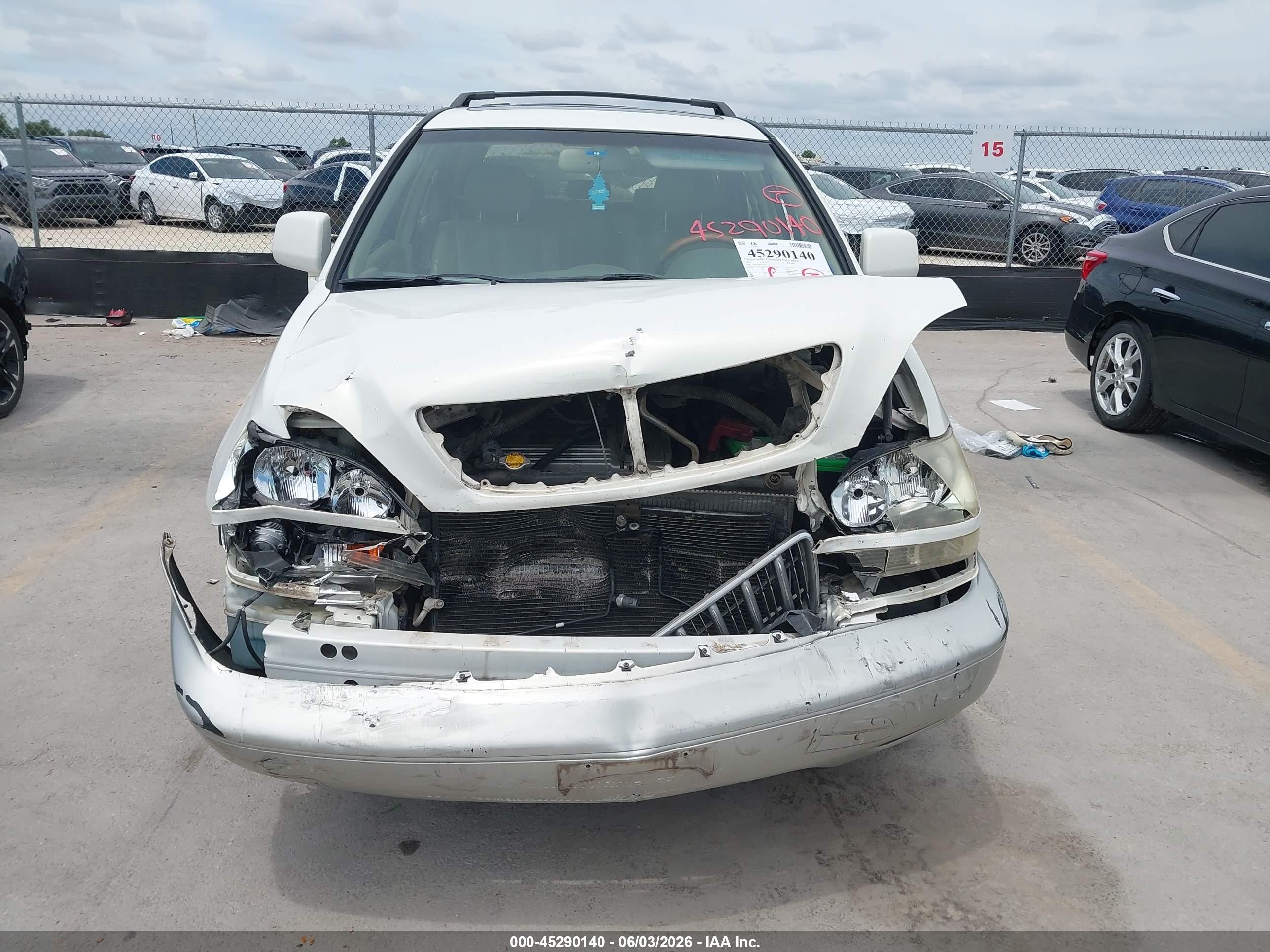 2001 Lexus Rx 300   White vin: JTJGF10U710117336