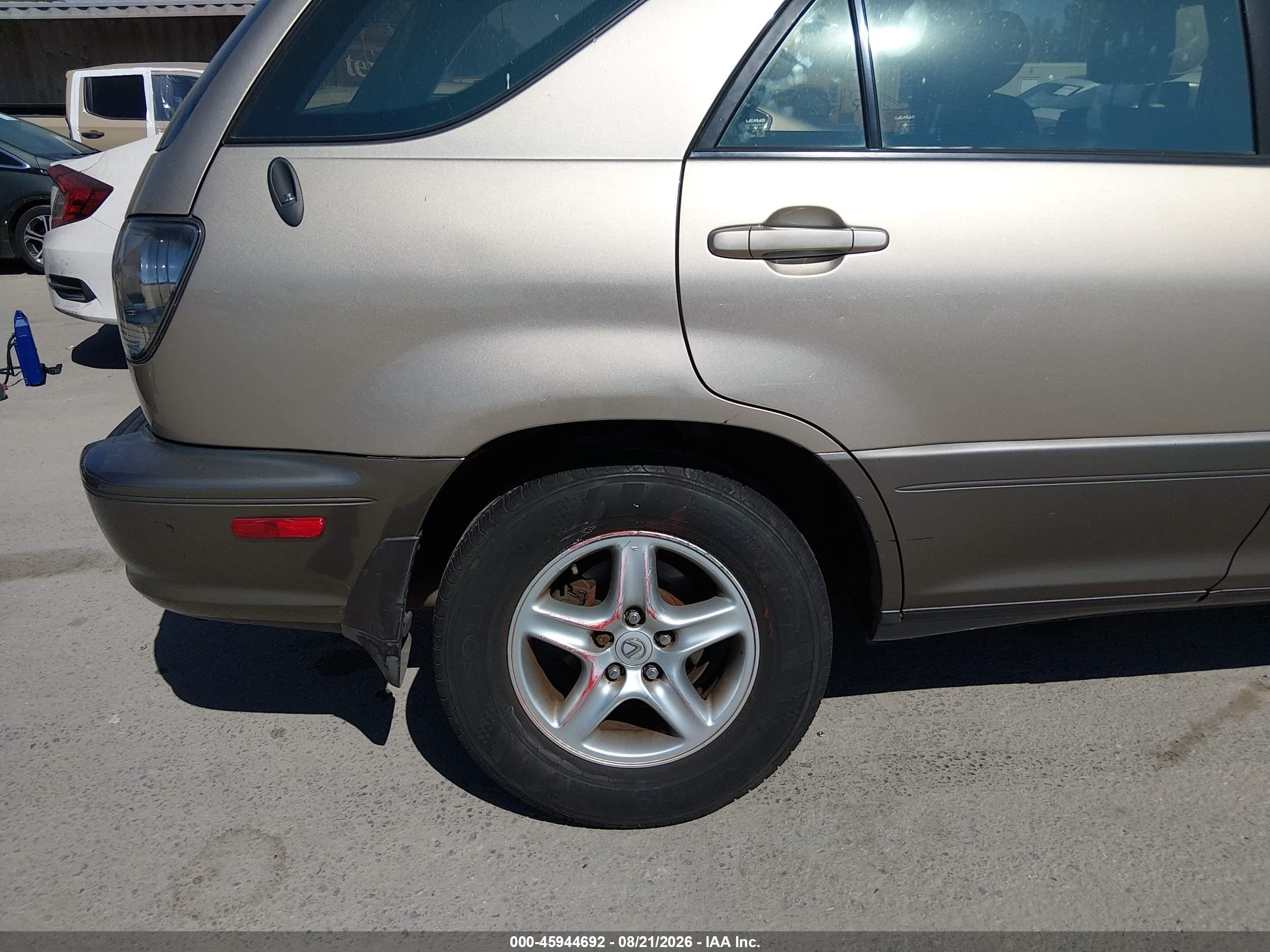 2003 Lexus Rx 300   Champagne vin: JTJGF10U830156097