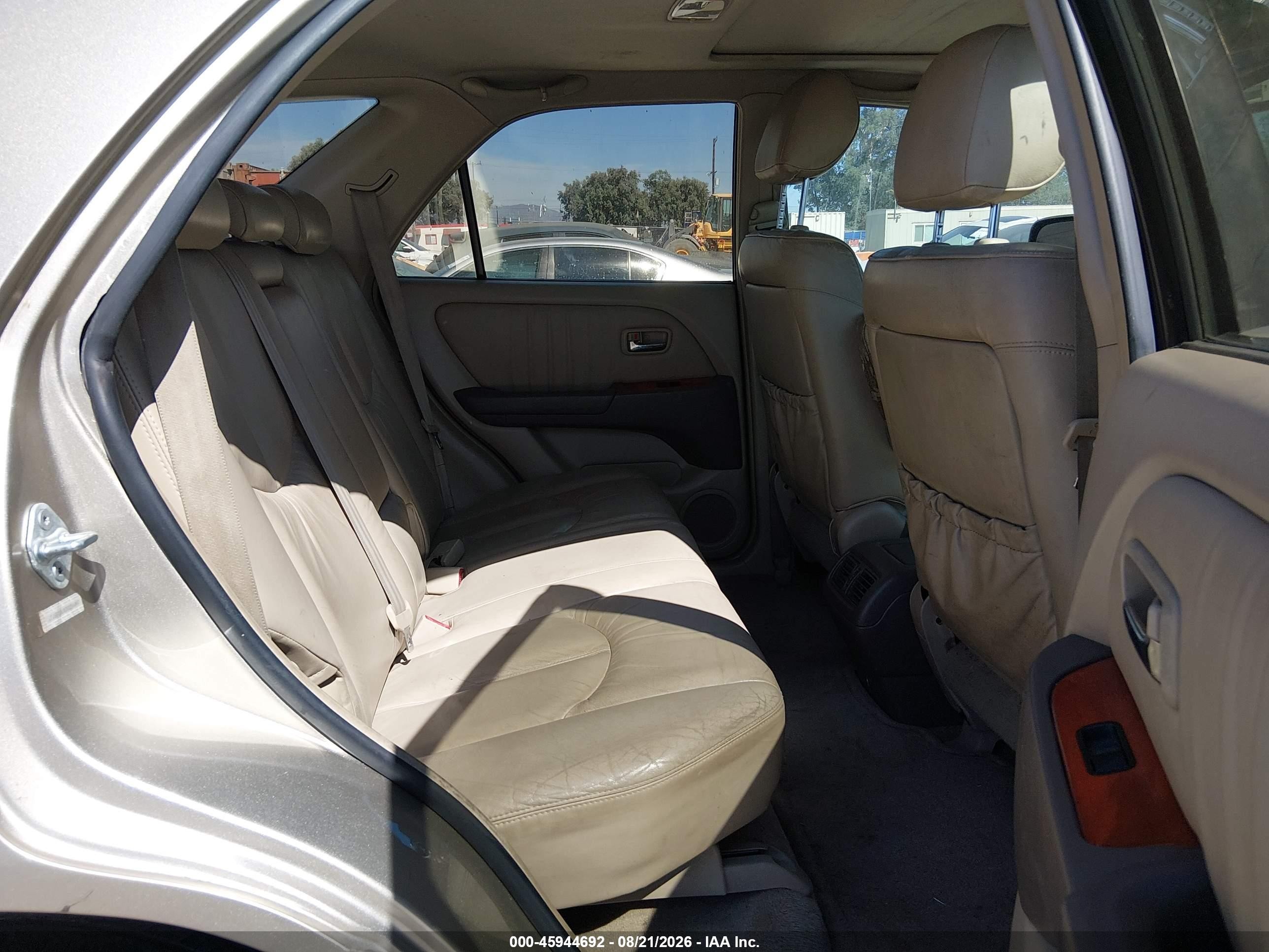 2003 Lexus Rx 300   Champagne vin: JTJGF10U830156097