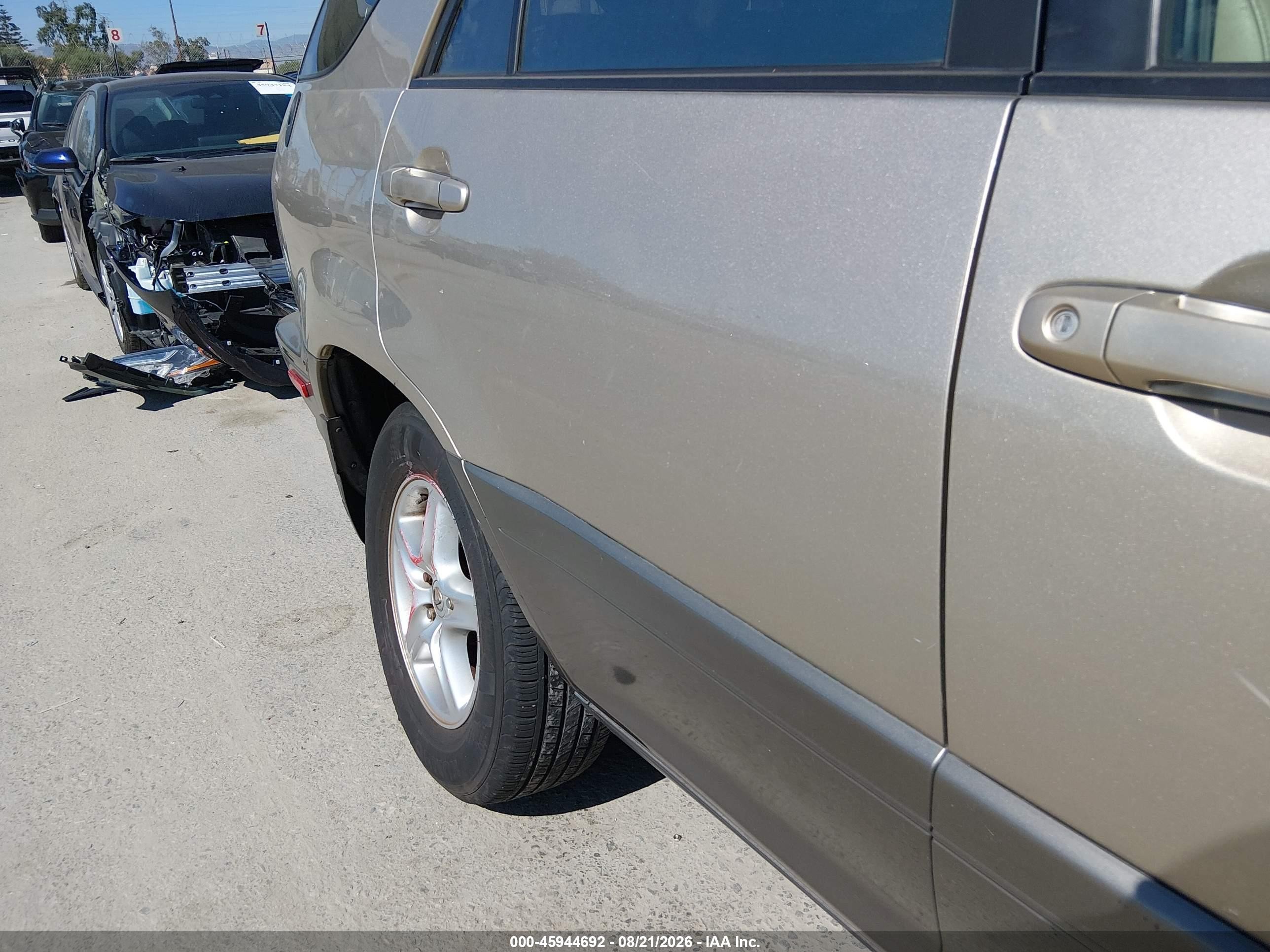 2003 Lexus Rx 300   Champagne vin: JTJGF10U830156097