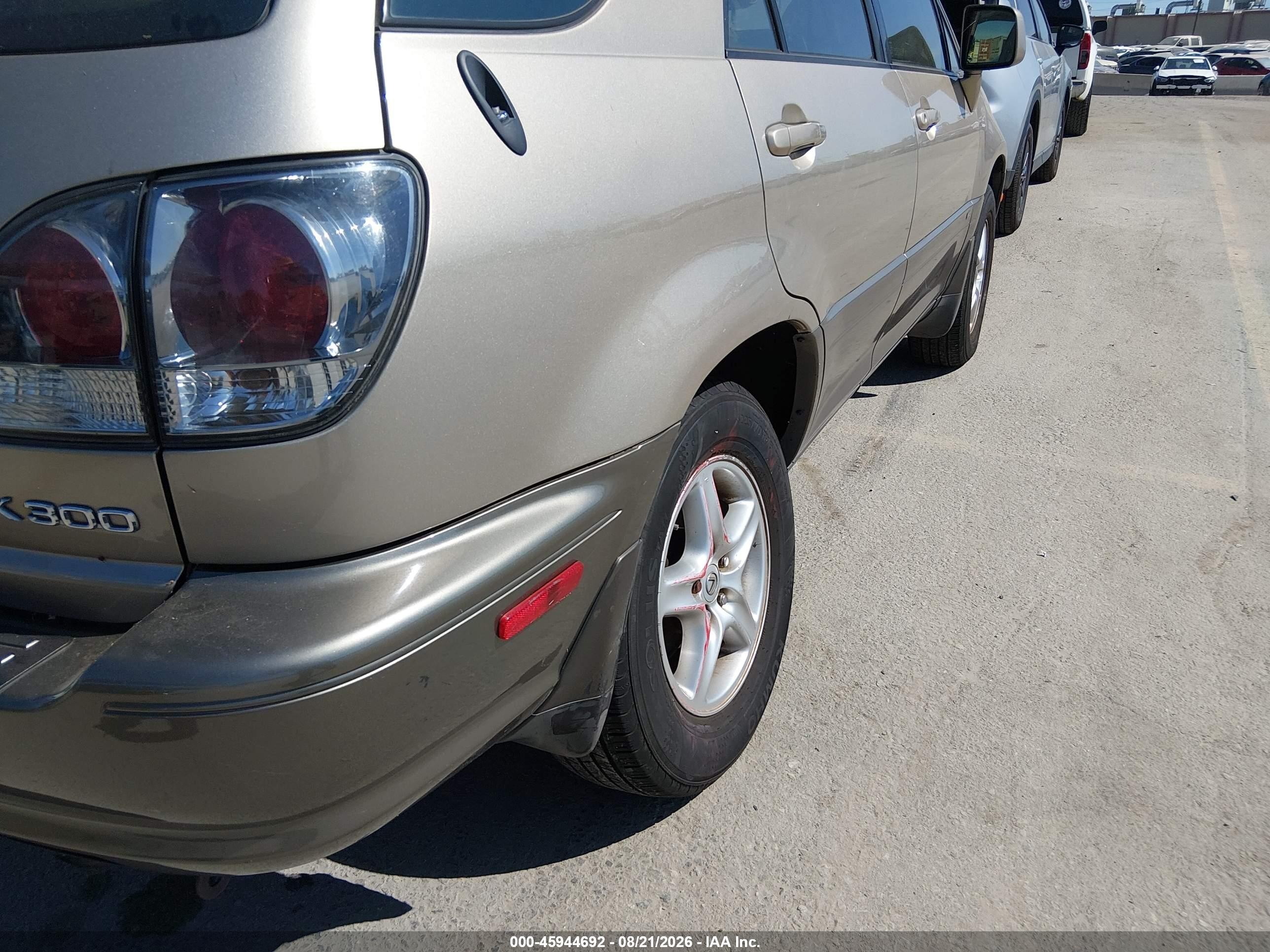 2003 Lexus Rx 300   Champagne vin: JTJGF10U830156097