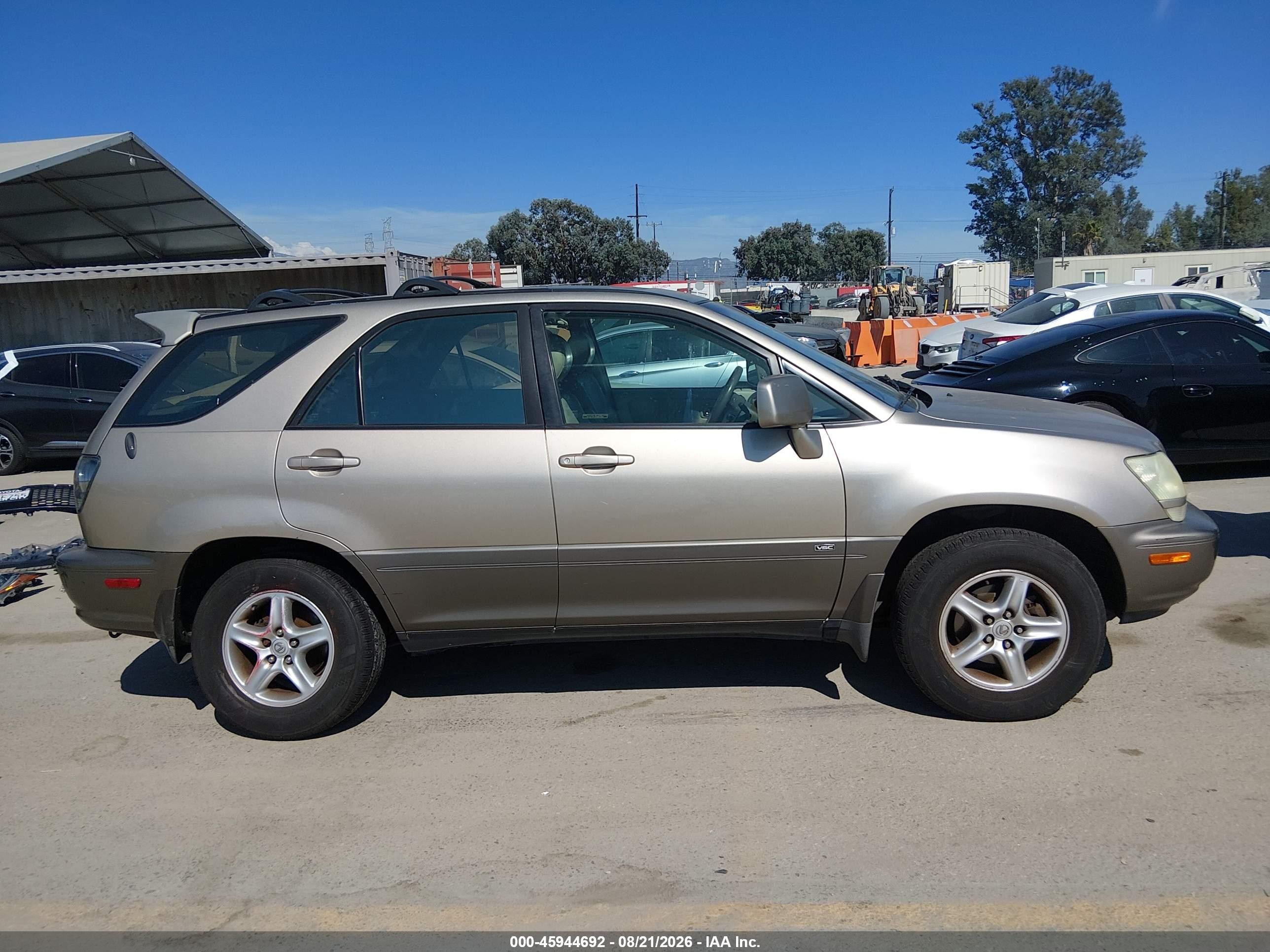 2003 Lexus Rx 300   Champagne vin: JTJGF10U830156097