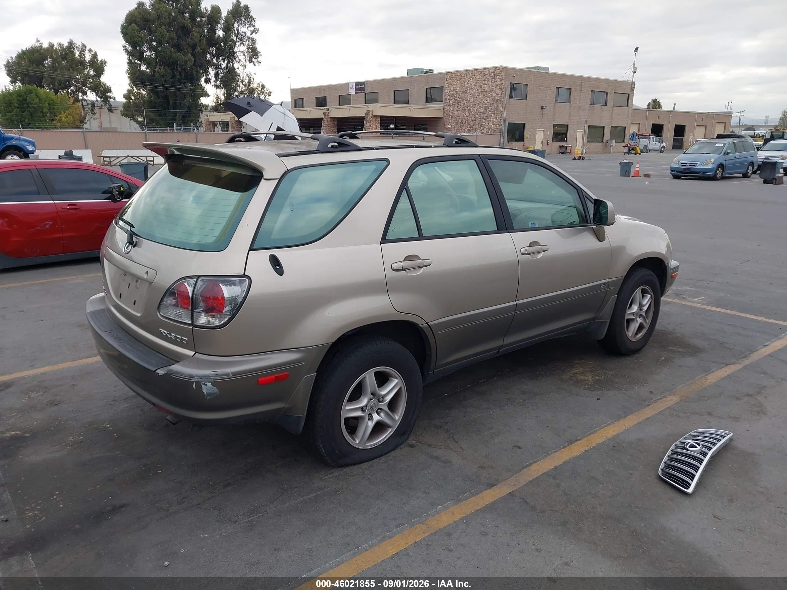 2001 Lexus Rx 300 Beige vin: JTJGF10UX10094179