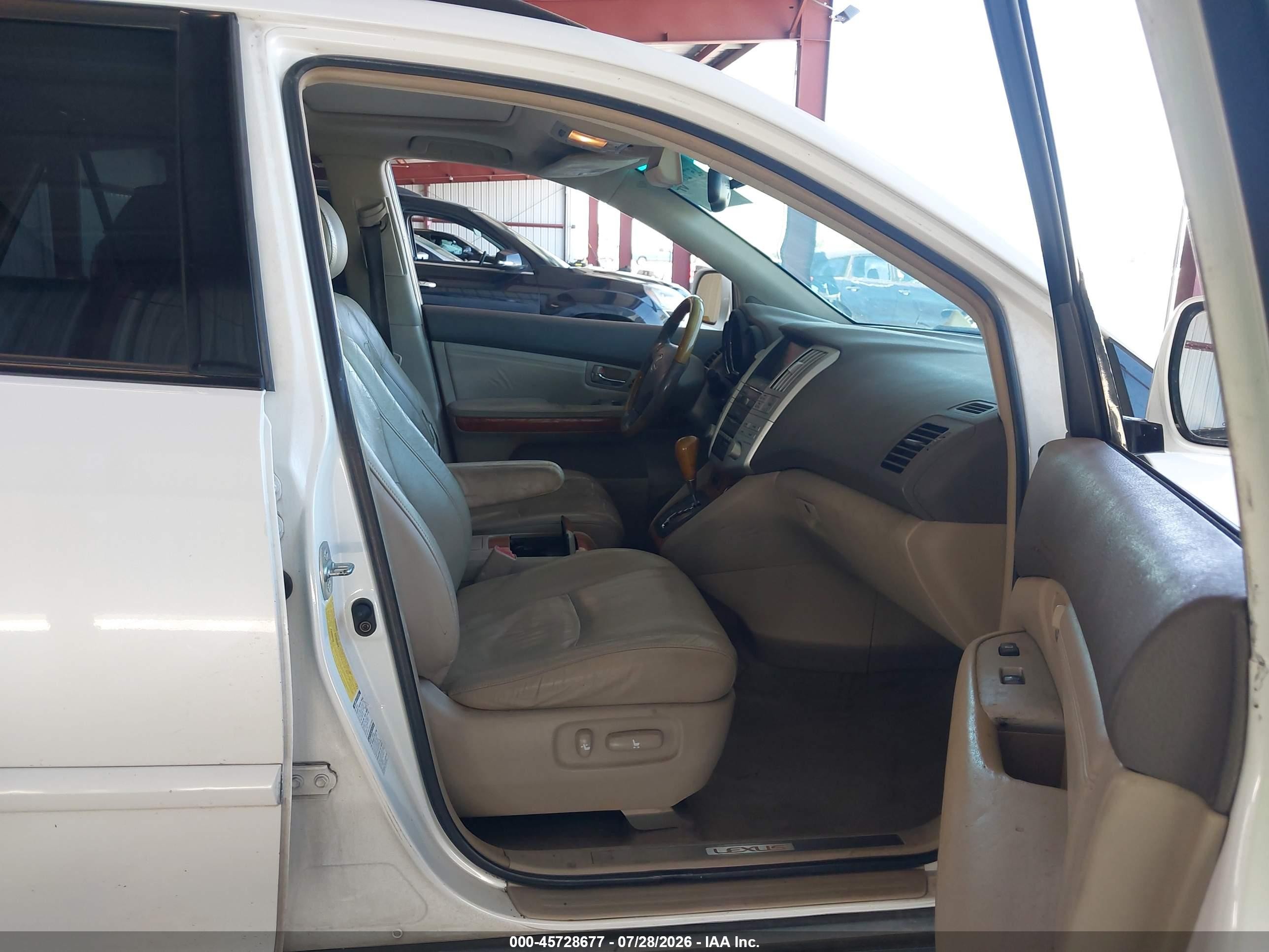 2004 Lexus Rx 330   White vin: JTJHA31U040063007