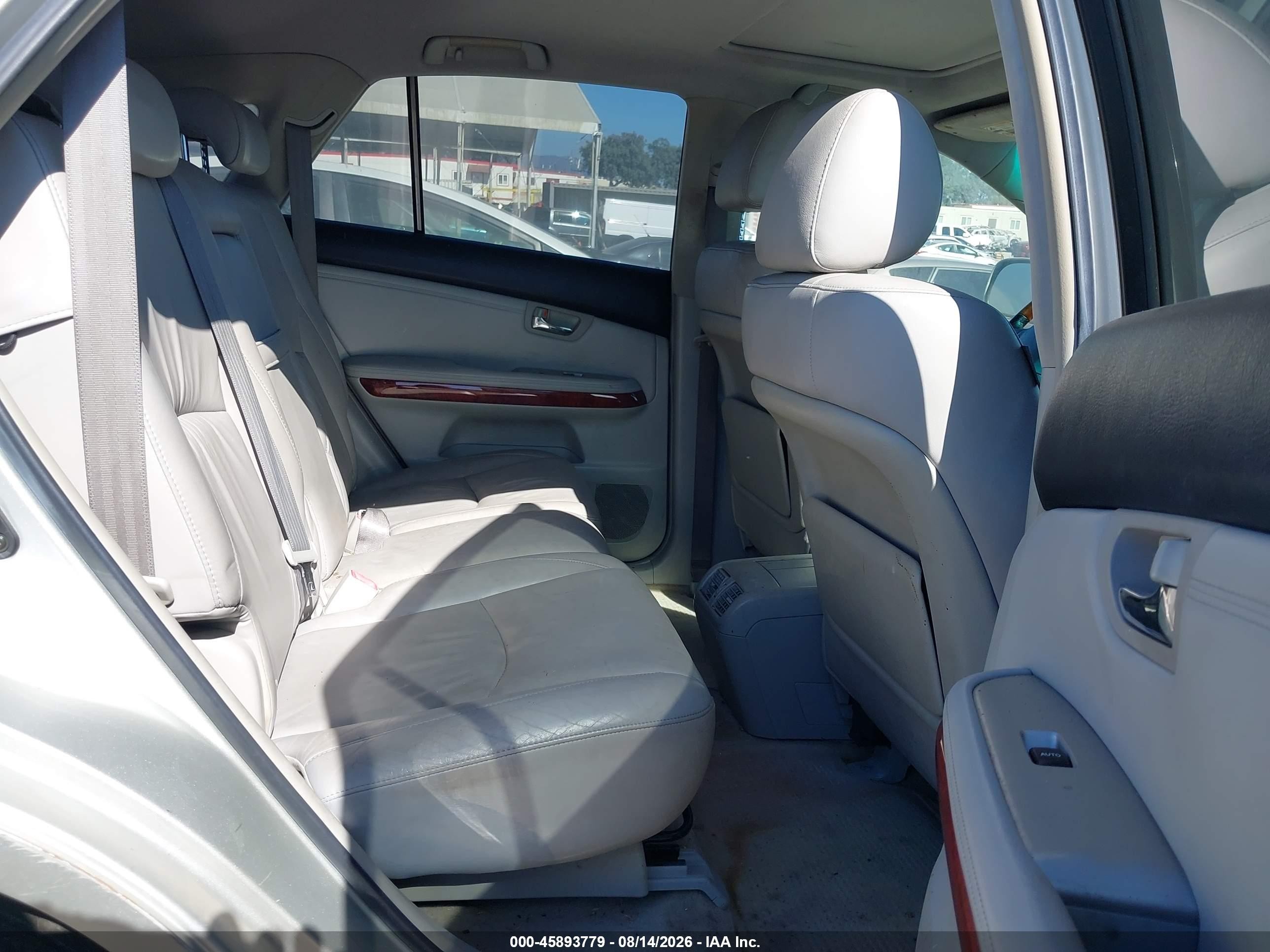 2005 Lexus Rx 330   Silver vin: JTJHA31U550095064