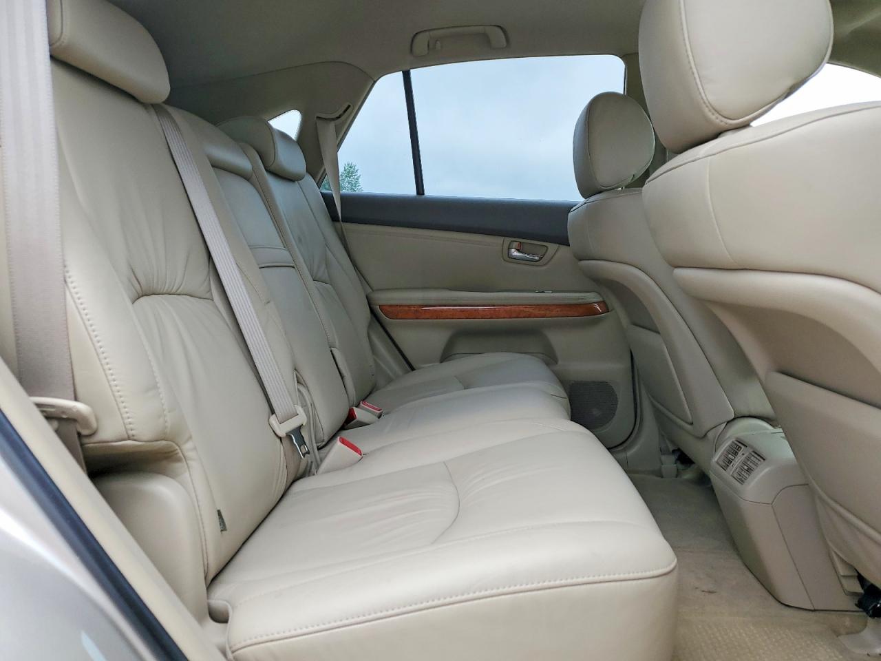 2004 Lexus Rx 330 Tan vin: JTJHA31U640067367