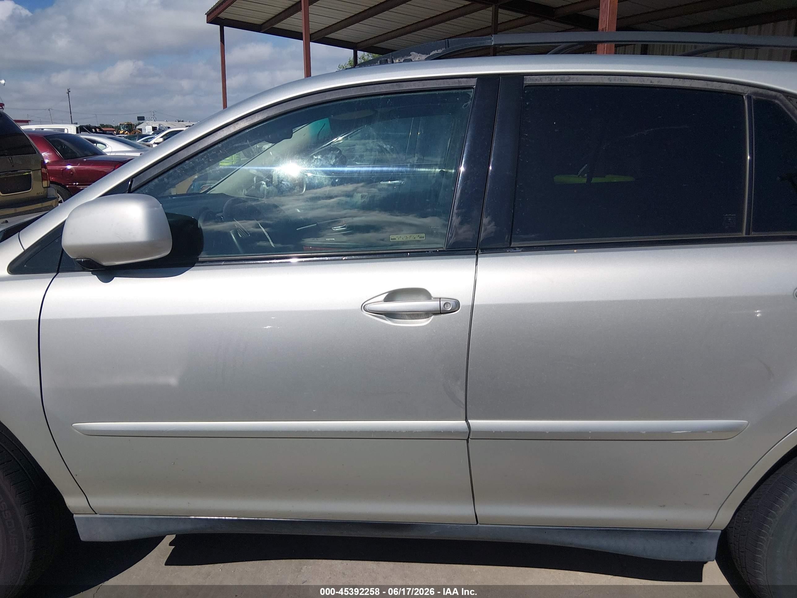 2004 Lexus Rx 330   Silver vin: JTJHA31U740002639