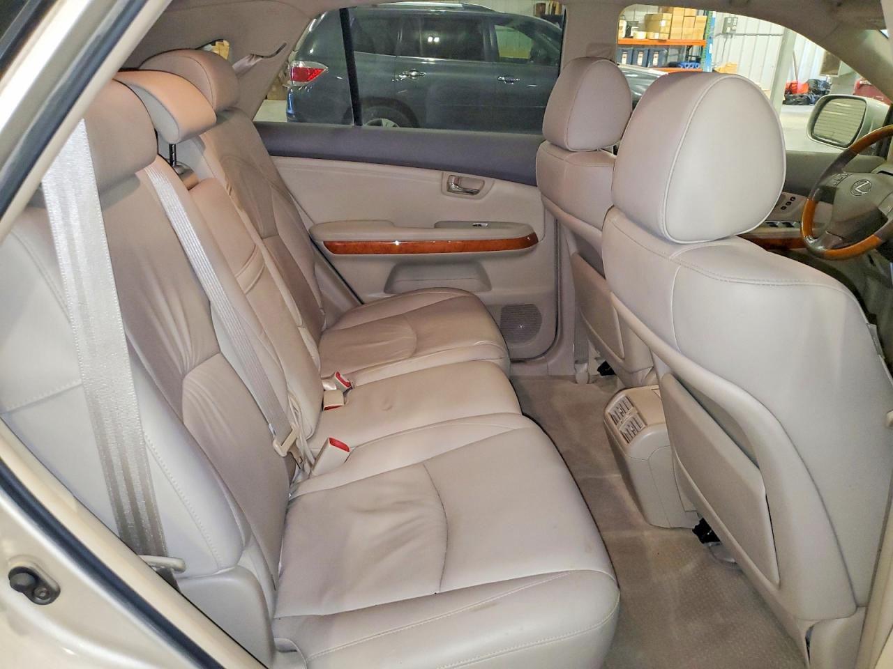 2004 Lexus Rx 330 Beige vin: JTJHA31U740043871