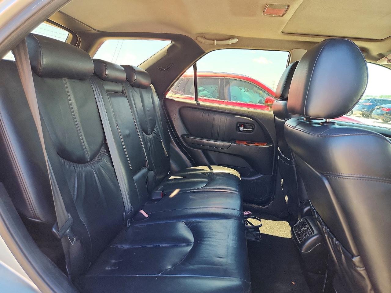 2001 Lexus Rx 300 Silver vin: JTJHF10U010171761