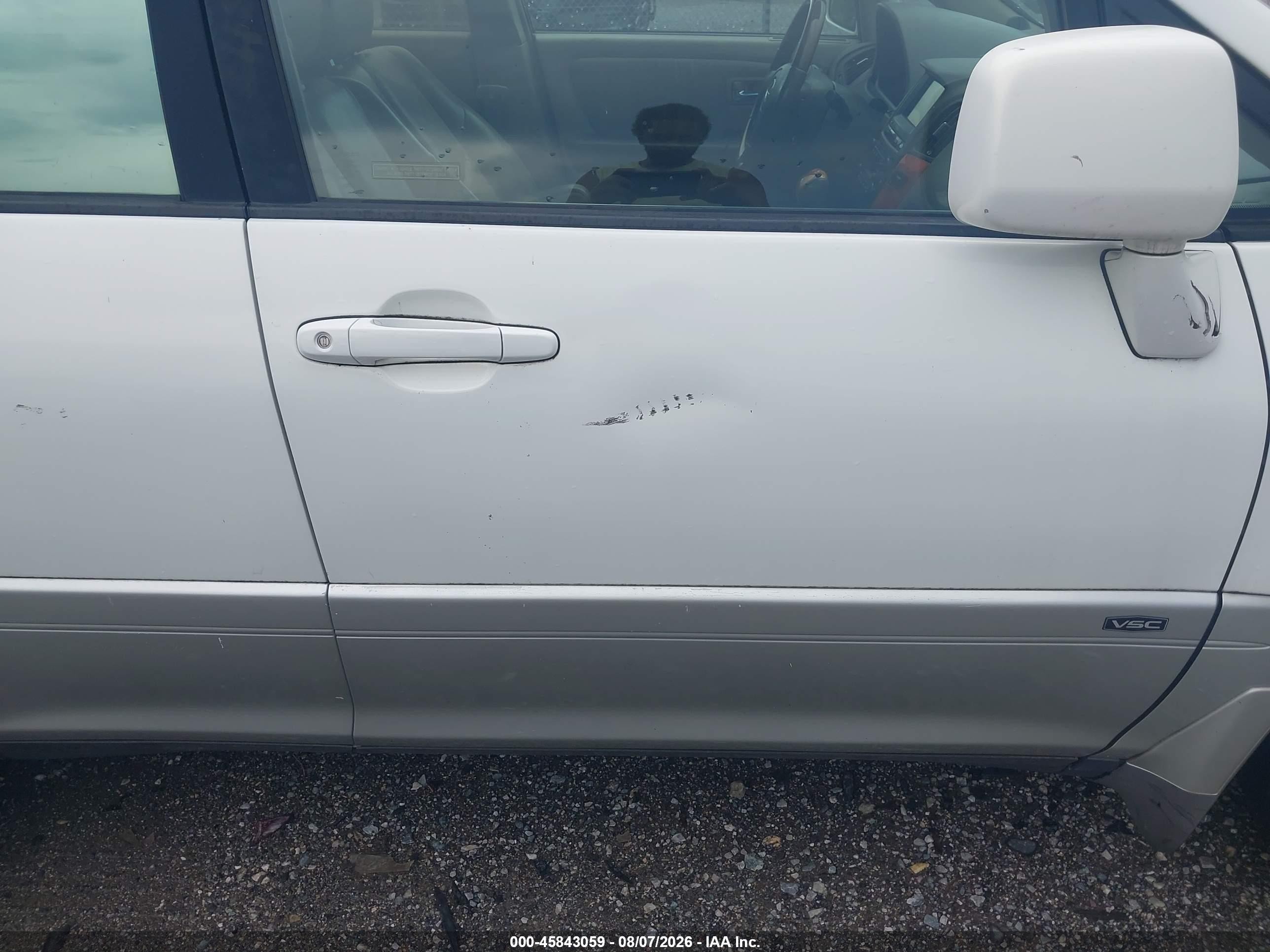 2002 Lexus Rx 300   White vin: JTJHF10U020282098