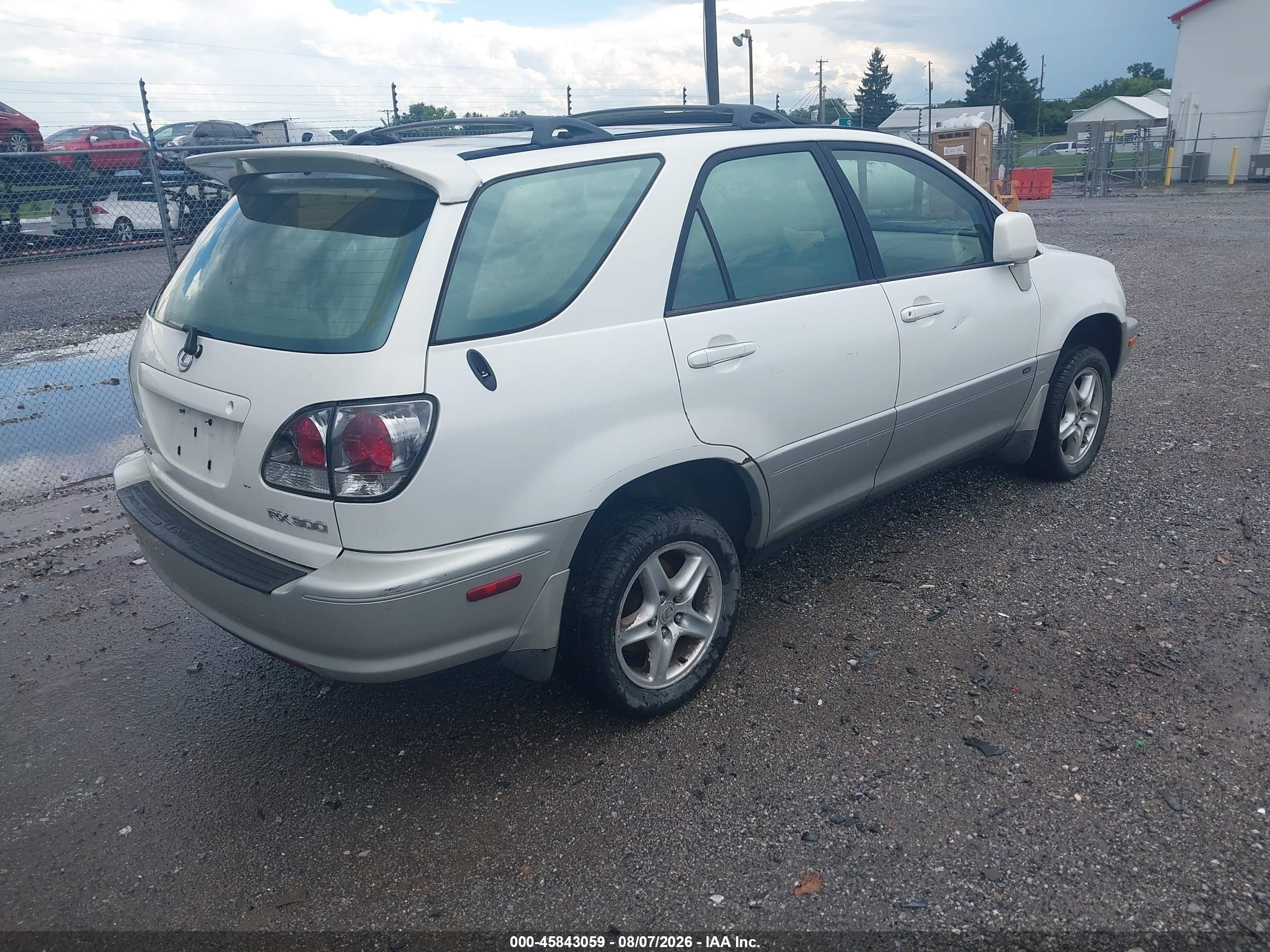 2002 Lexus Rx 300   White vin: JTJHF10U020282098