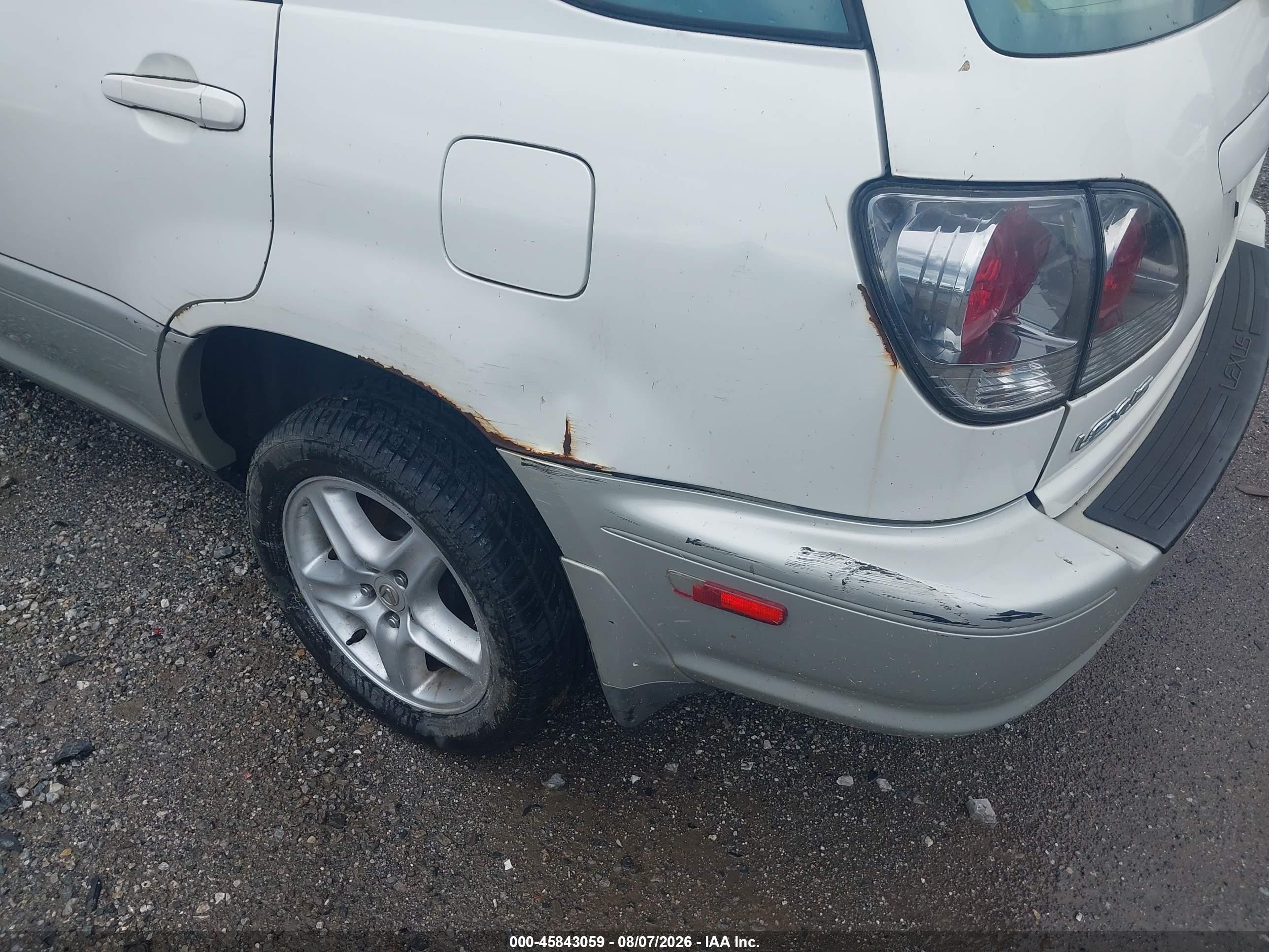 2002 Lexus Rx 300   White vin: JTJHF10U020282098