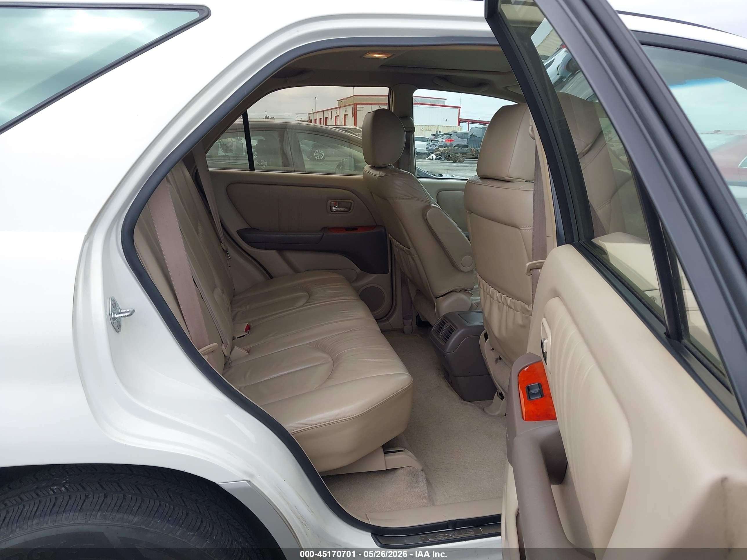 2001 Lexus Rx 300   White vin: JTJHF10U310215901