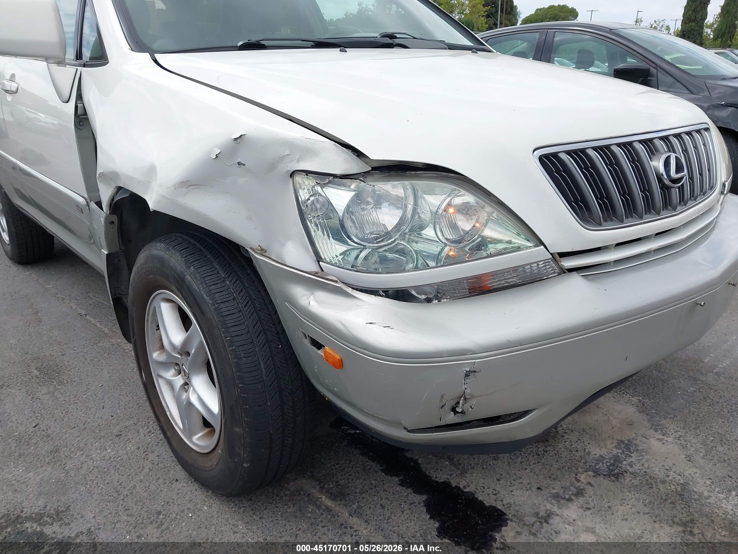 2001 Lexus Rx 300   White vin: JTJHF10U310215901