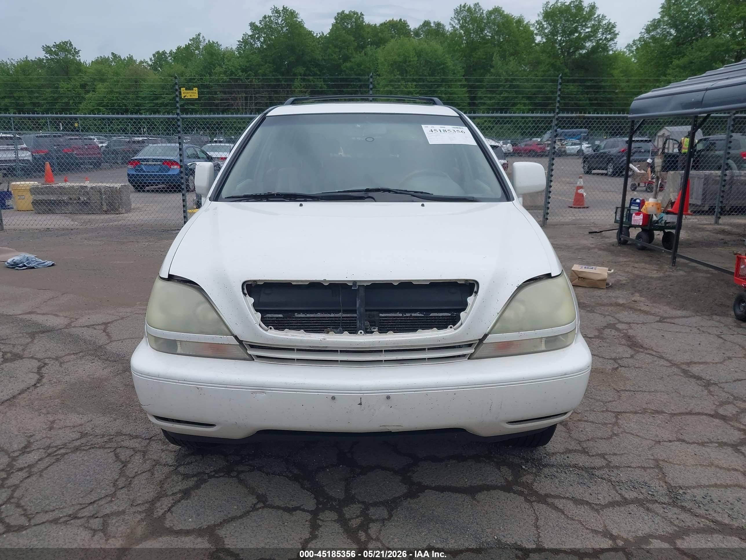 2002 Lexus Rx 300   White vin: JTJHF10U320285268