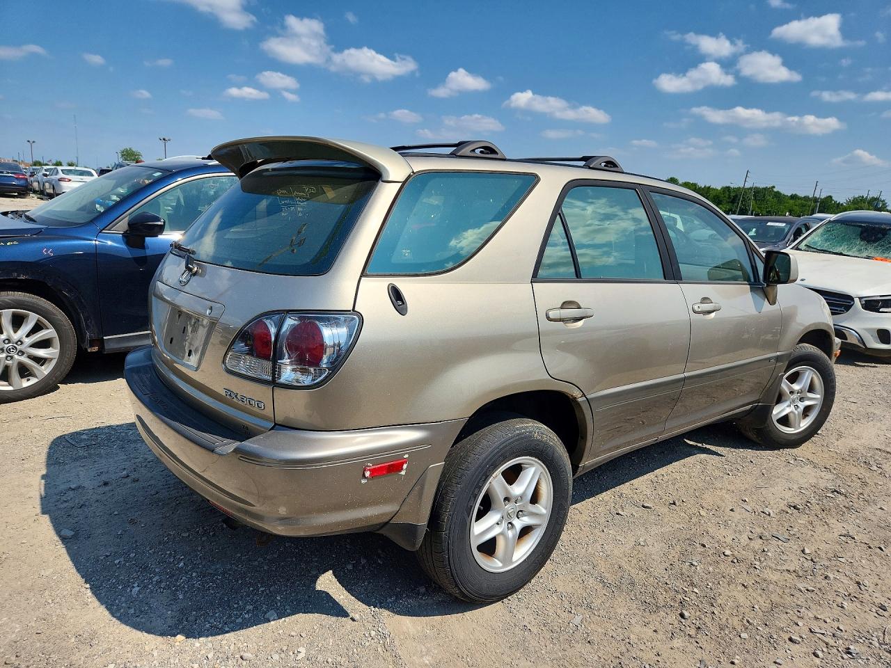 2001 Lexus Rx 300 Cream vin: JTJHF10U510213857