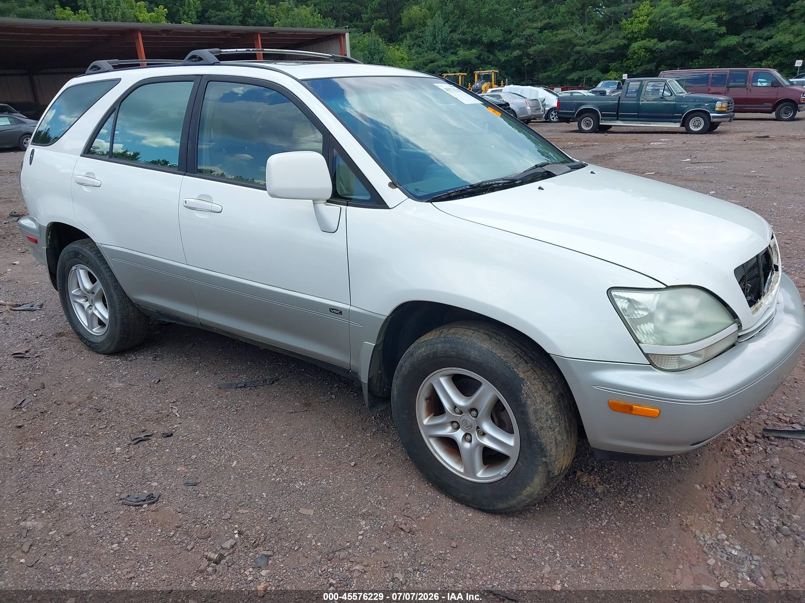 2001 Lexus Rx 300   White vin: JTJHF10U710176746