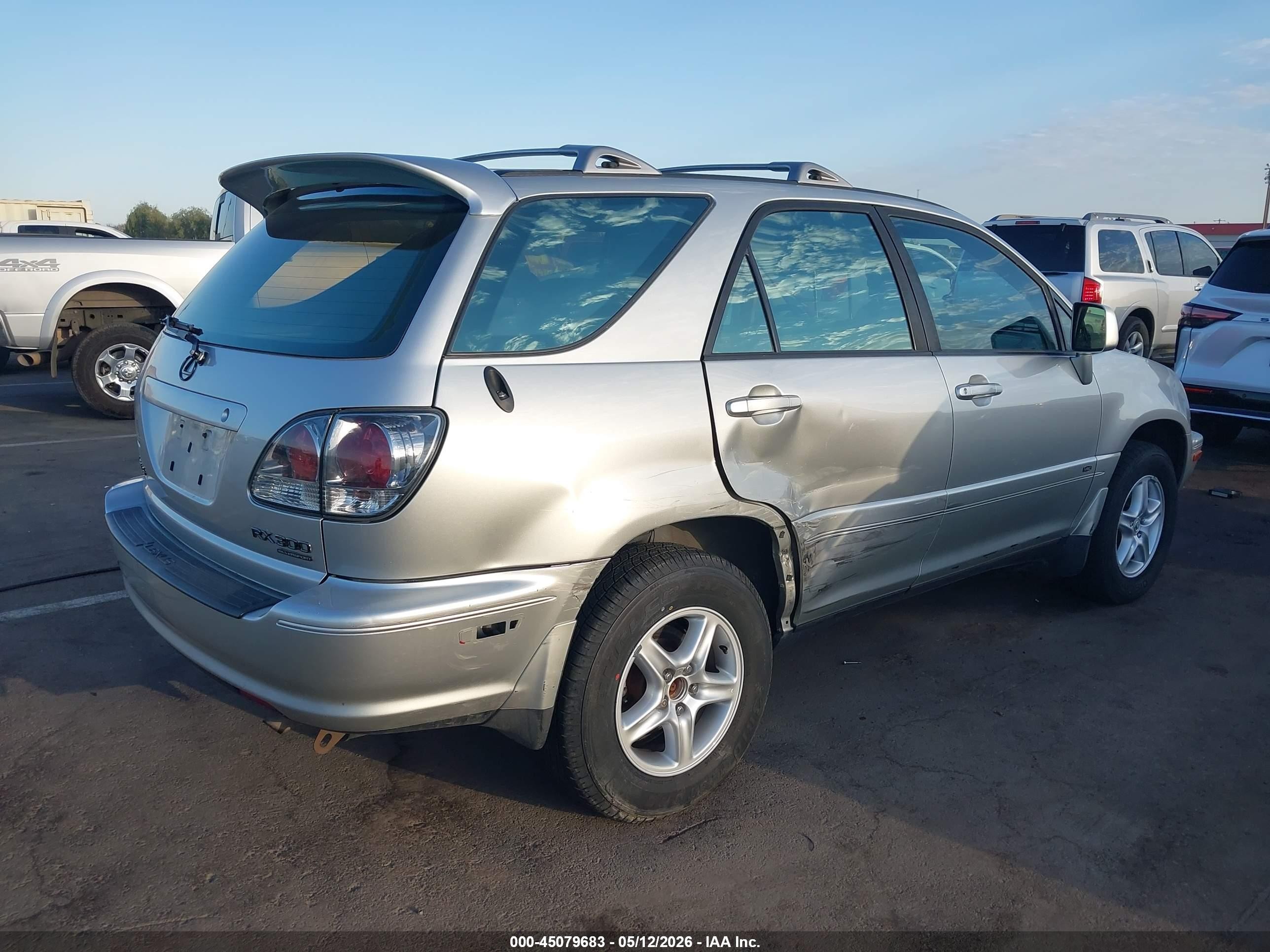 2001 Lexus Rx 300   Silver vin: JTJHF10U810212475