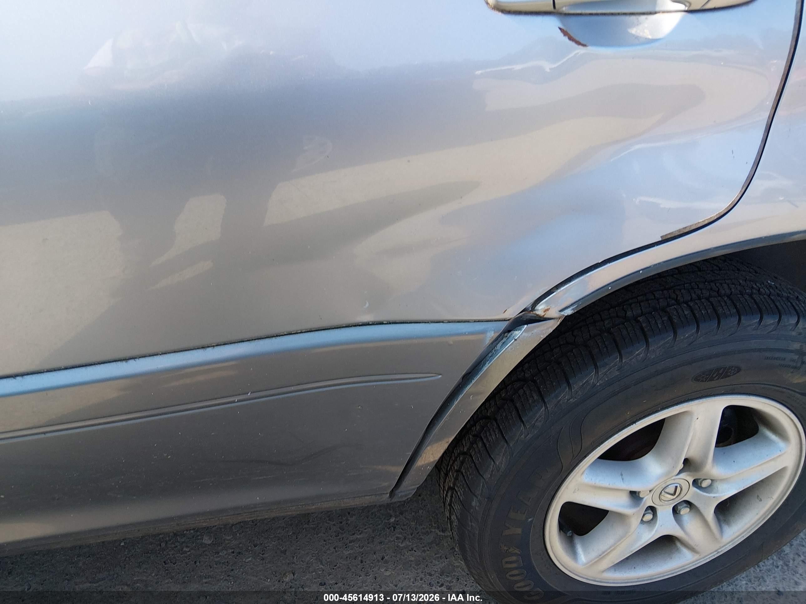 2002 Lexus Rx 300   Silver vin: JTJHF10U820242254