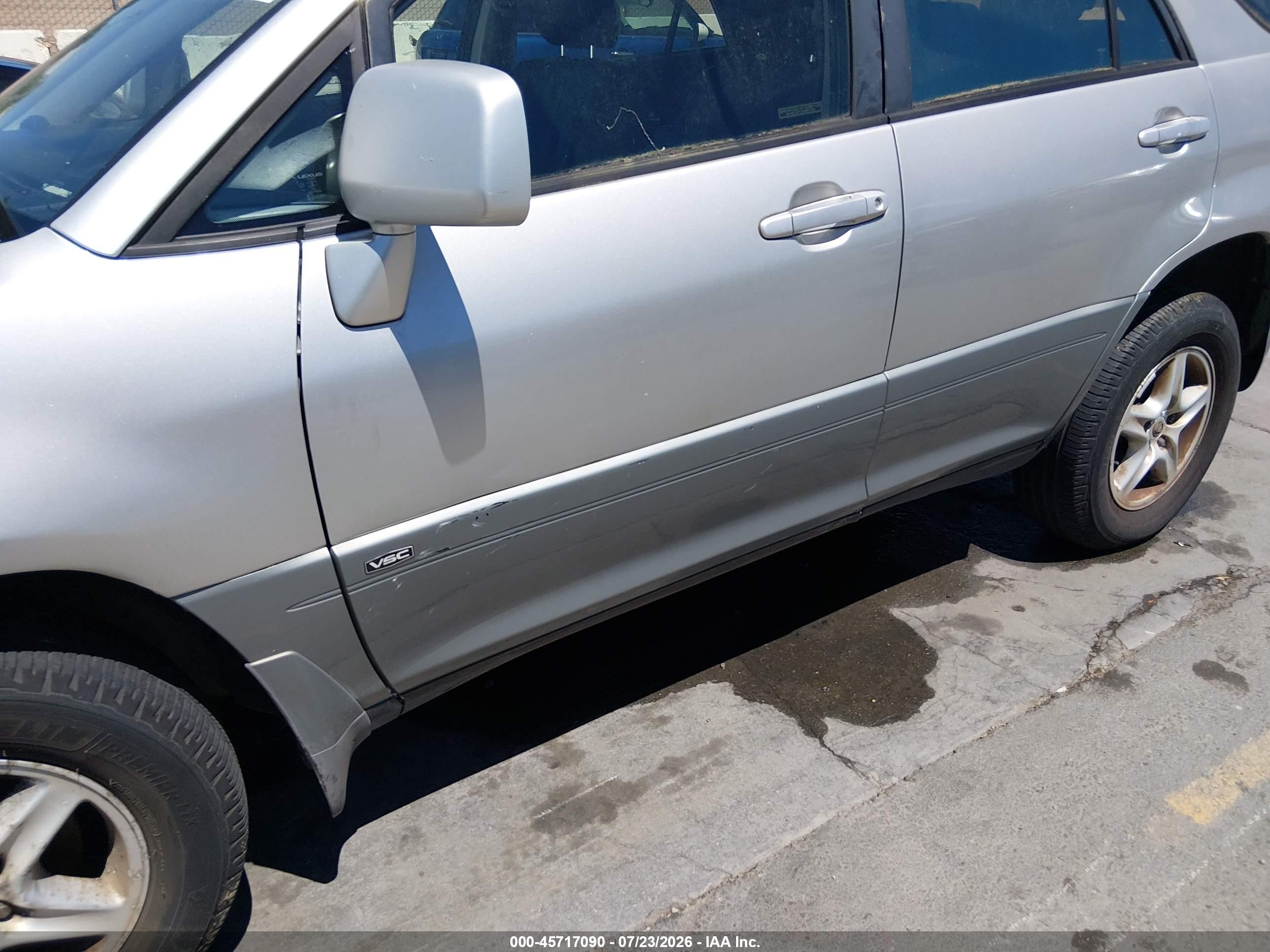 2002 Lexus Rx 300   Серебряный vin: JTJHF10U820243825
