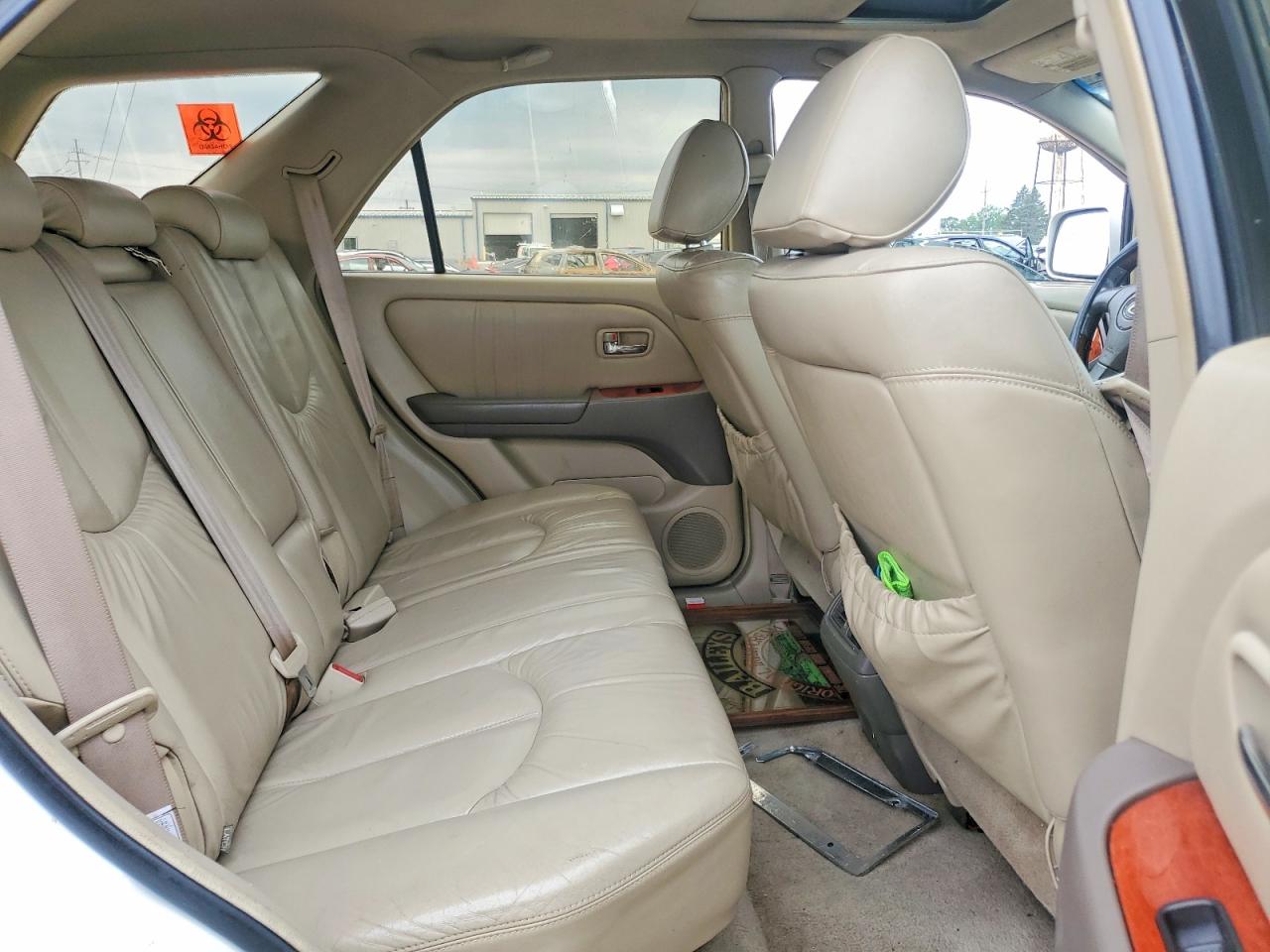 2001 Lexus Rx 300 White vin: JTJHF10U910227101