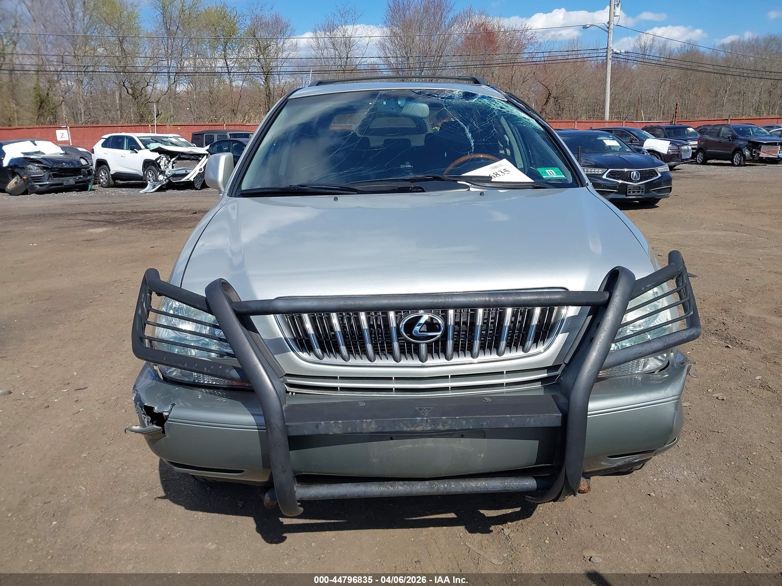 2003 Lexus Rx 300   Silver vin: JTJHF10U930302740