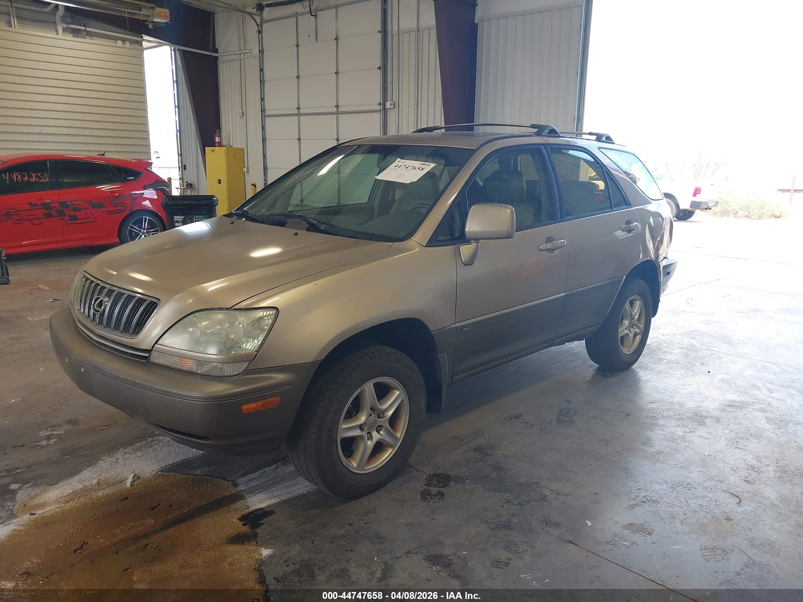 2001 Lexus Rx 300   Cream vin: JTJHF10UX10218424