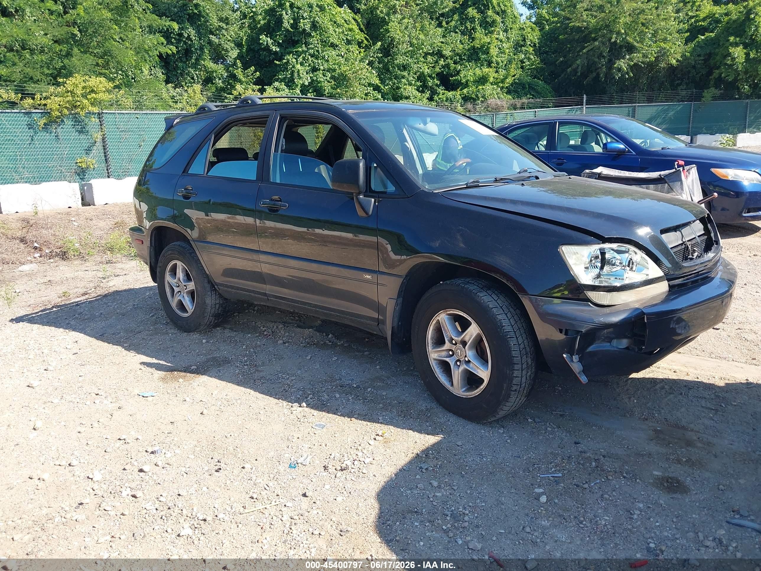 2002 Lexus Rx 300   Black vin: JTJHF10UX20236083