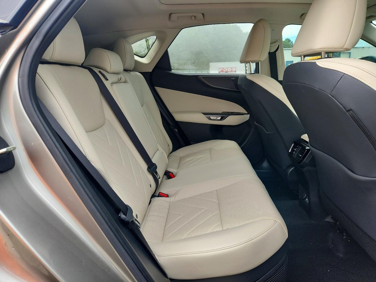 2025 Lexus Nx 350 Silver vin: JTJHKCEZ1S2041022