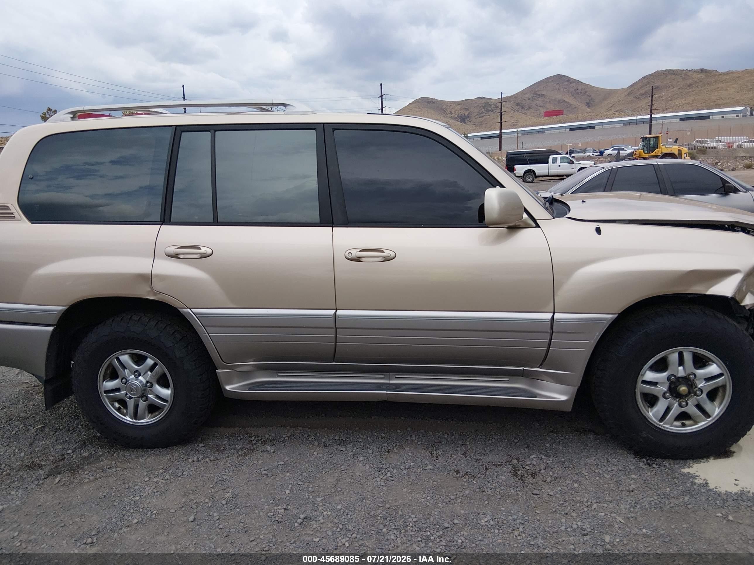 2001 Lexus Lx 470   Brown vin: JTJHT00W013507332