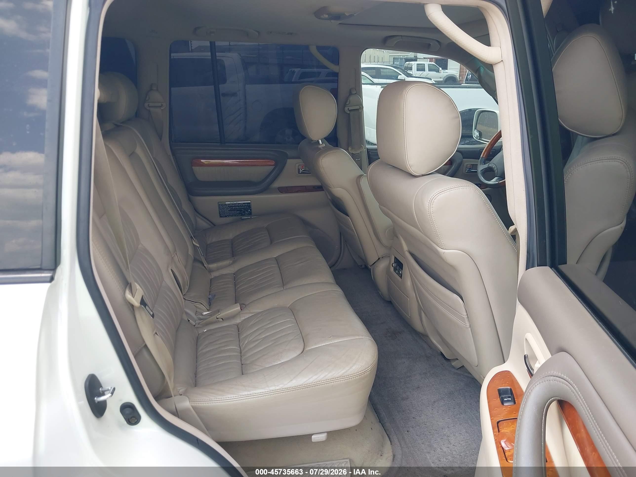 2004 Lexus Lx 470   Белый vin: JTJHT00W043542554