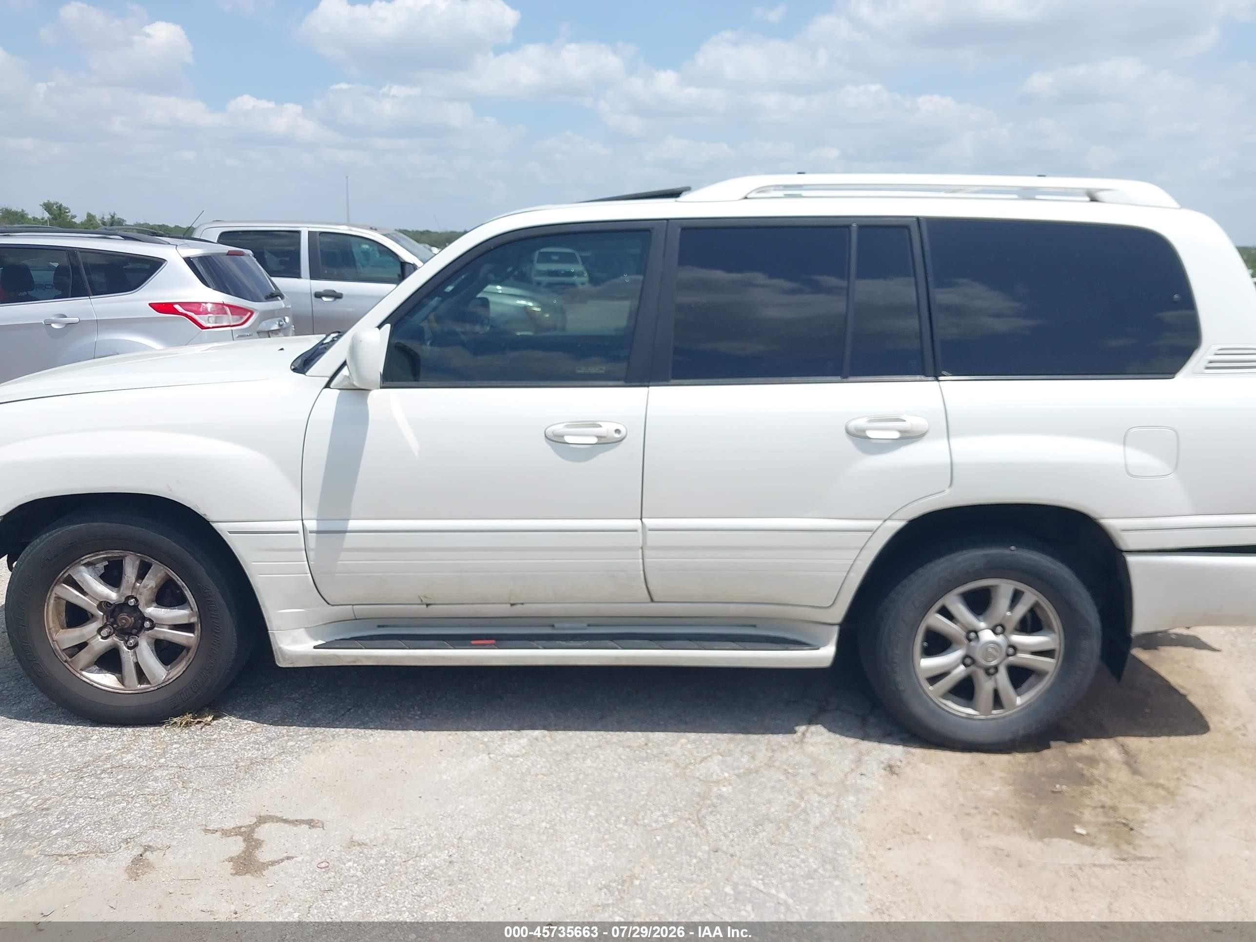 2004 Lexus Lx 470   Белый vin: JTJHT00W043542554