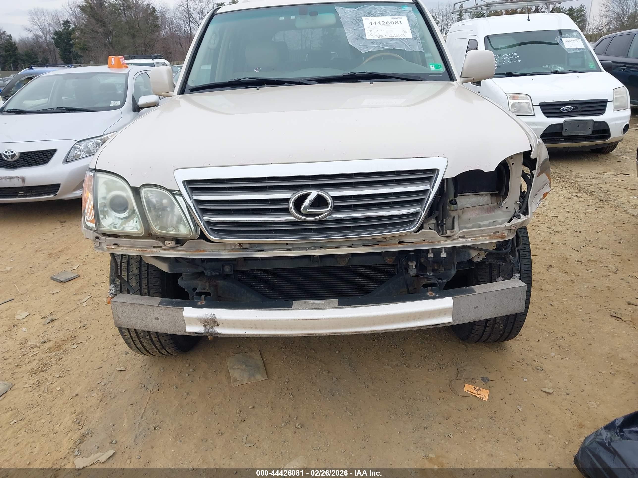 2005 Lexus Lx 470   Cream vin: JTJHT00W053554902