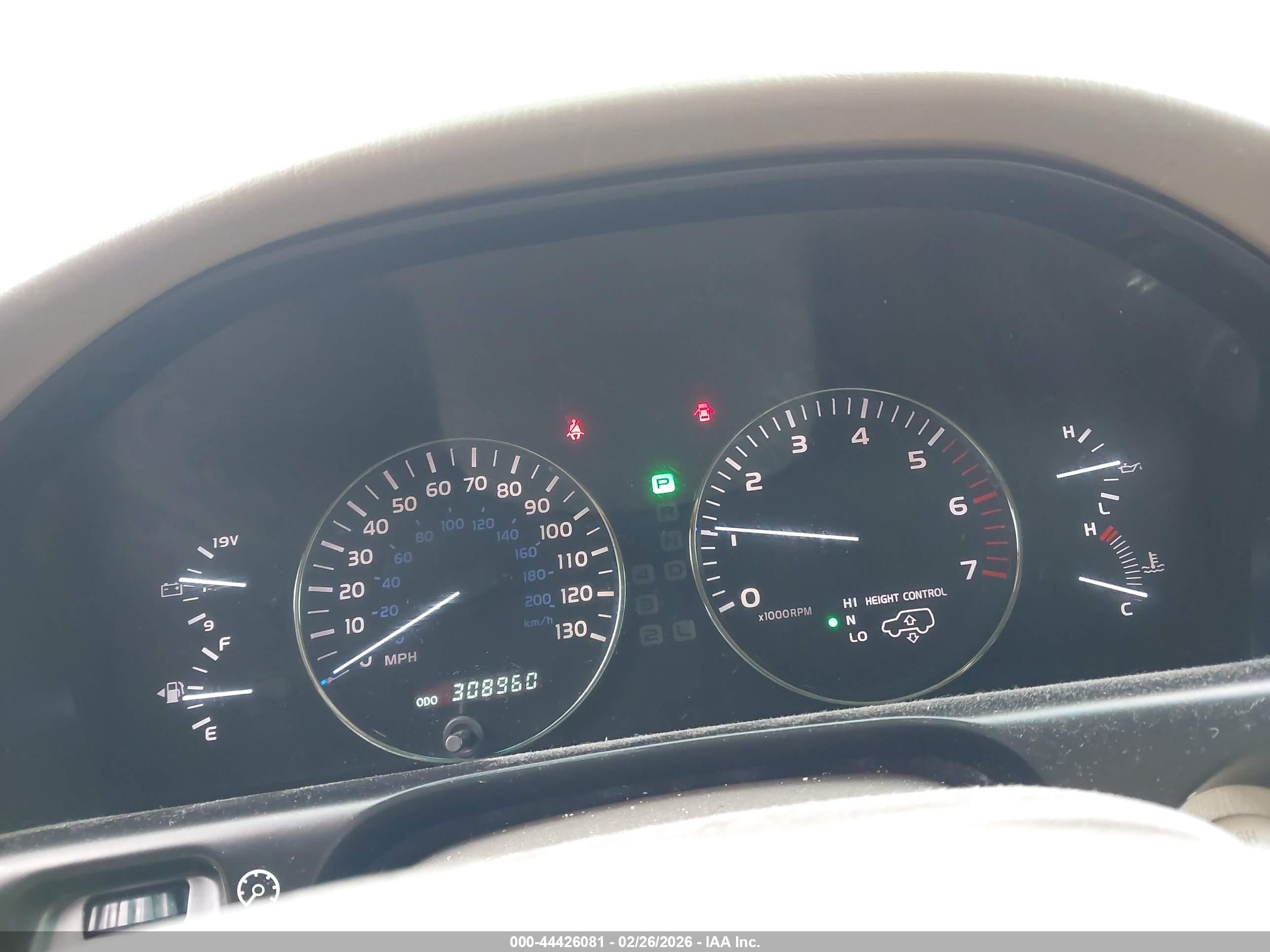 2005 Lexus Lx 470   Cream vin: JTJHT00W053554902