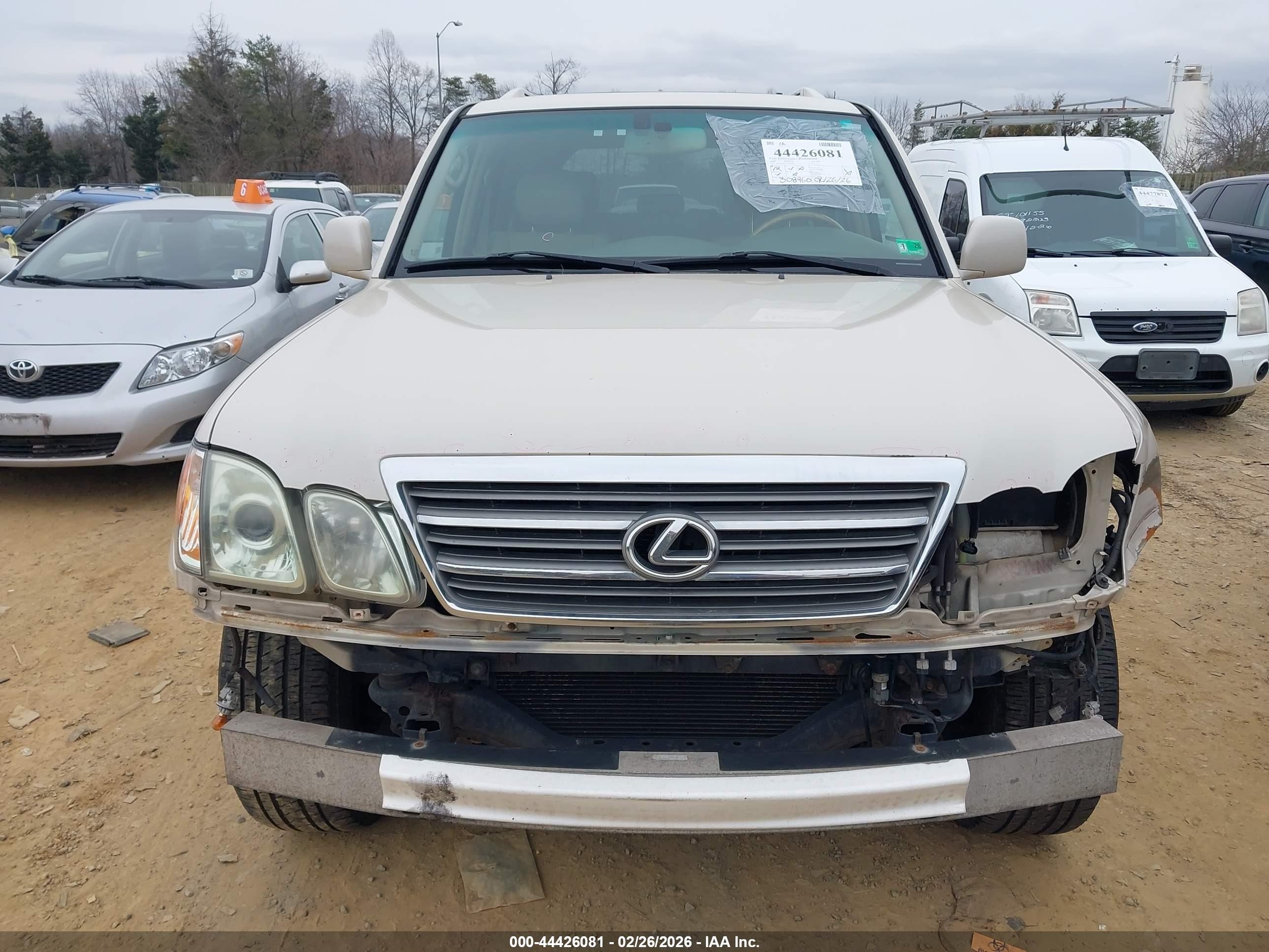 2005 Lexus Lx 470   Cream vin: JTJHT00W053554902