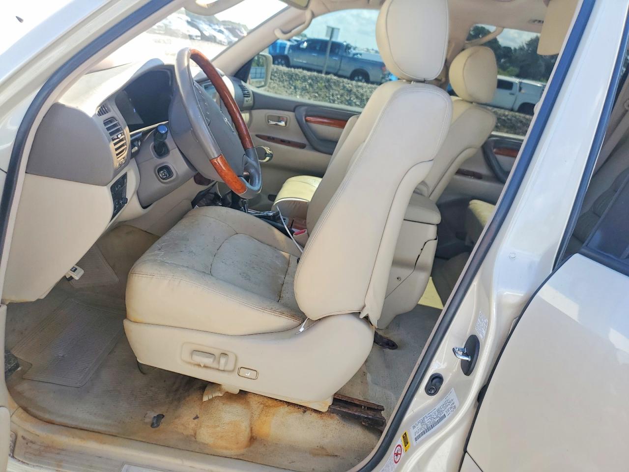 2003 Lexus Lx 470 Cream vin: JTJHT00W133528662
