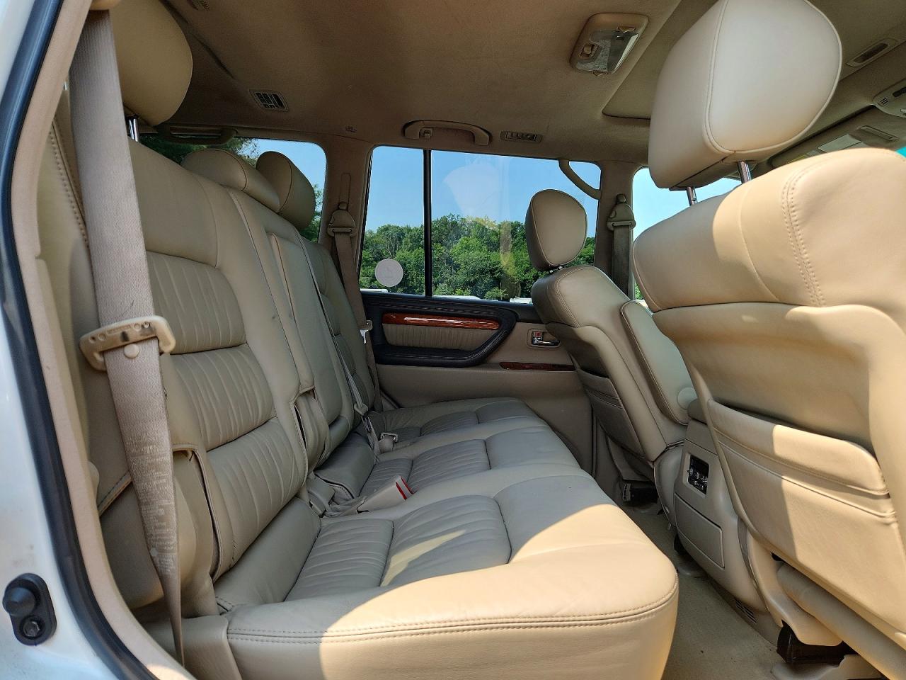 2005 Lexus Lx 470 White vin: JTJHT00W153551782