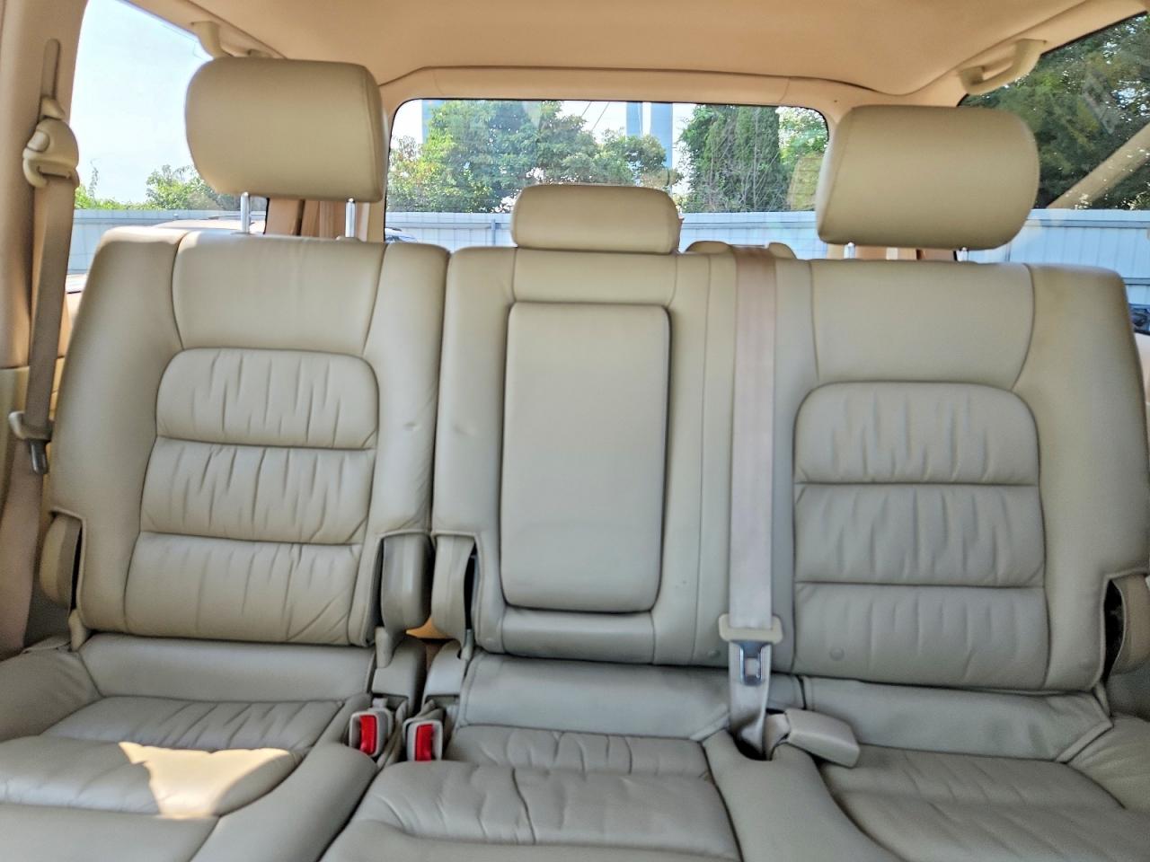 2005 Lexus Lx 470 White vin: JTJHT00W153551782