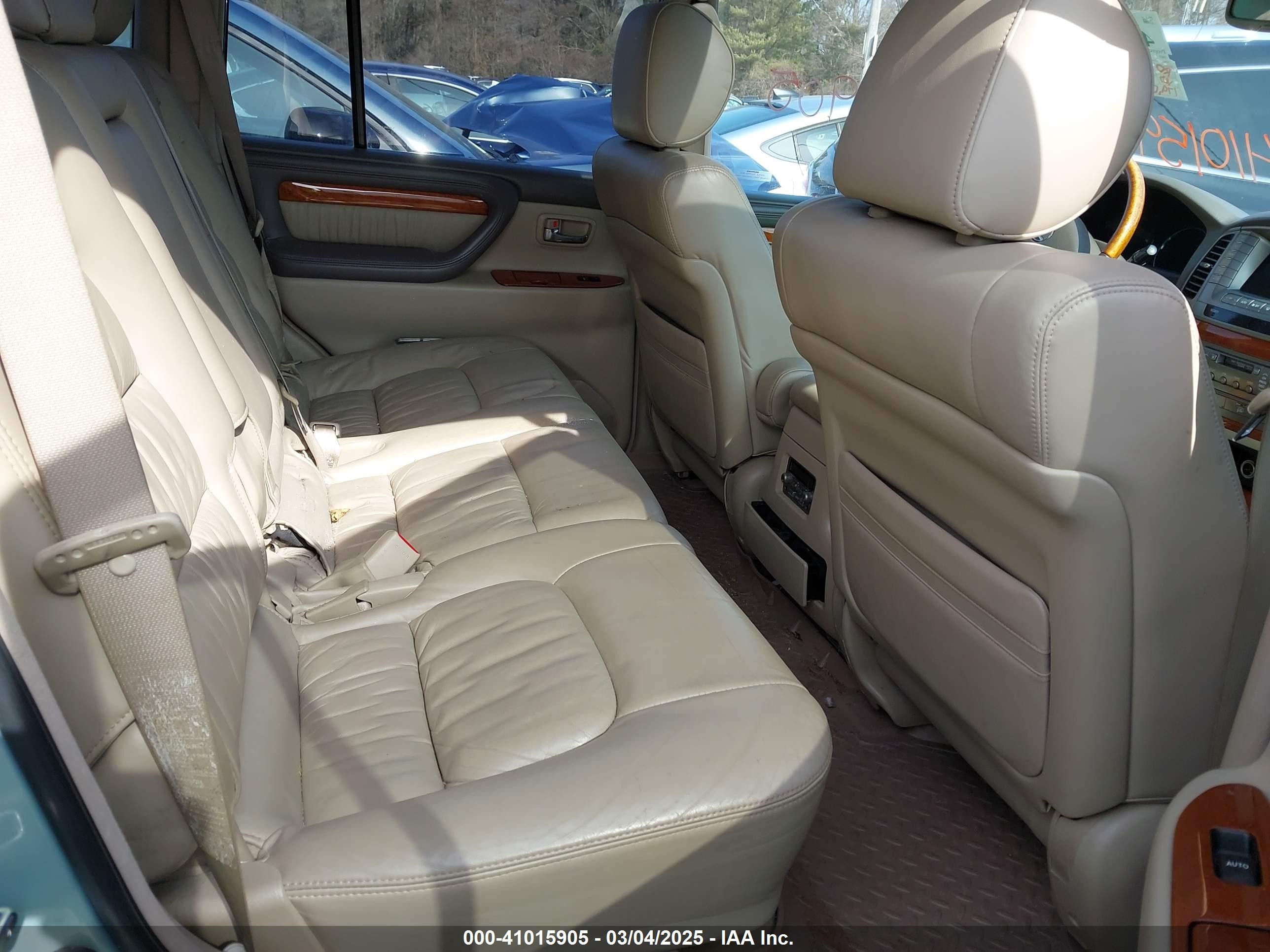 2005 Lexus Lx 470   Gray vin: JTJHT00W153553760