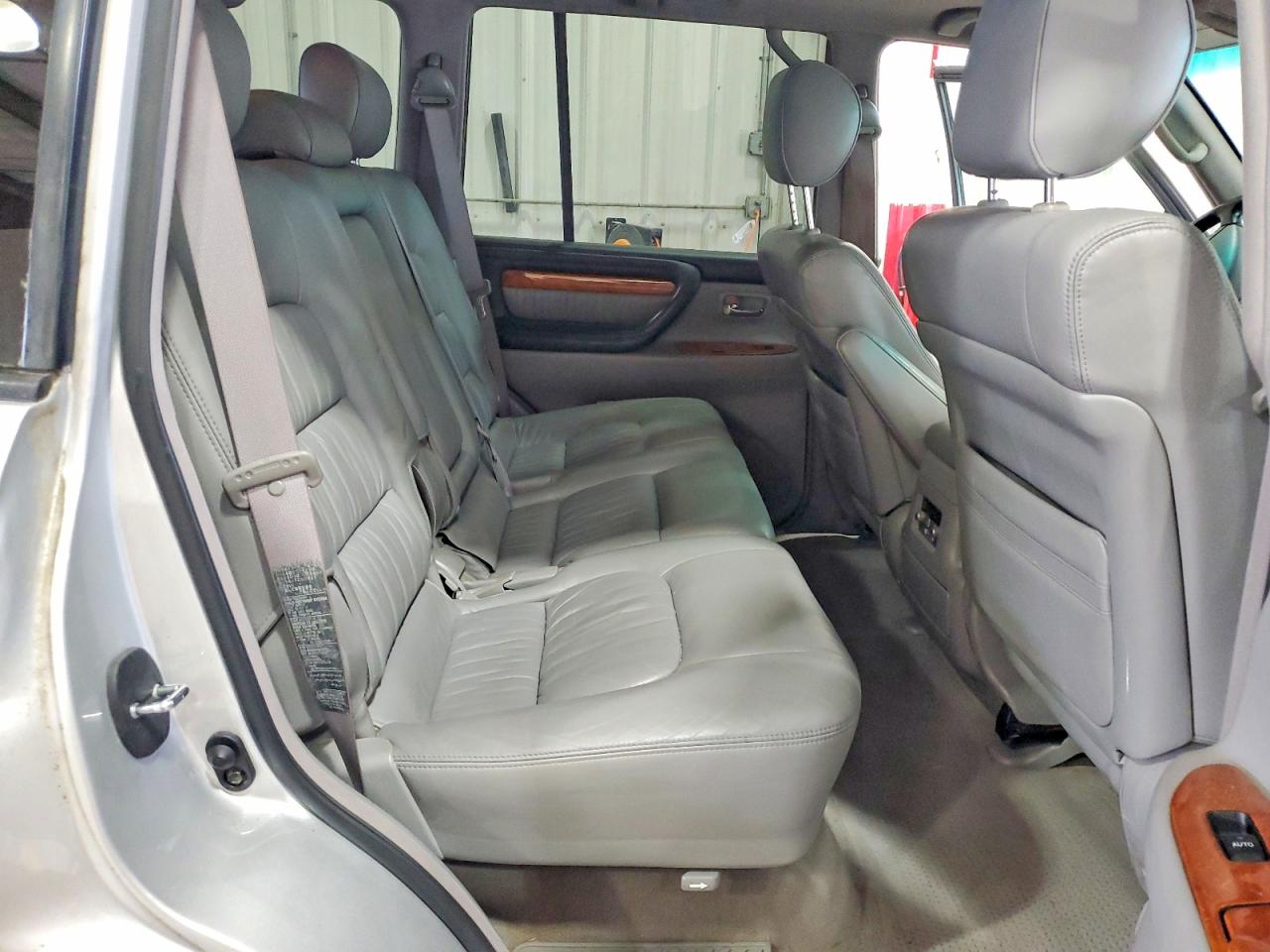 2006 Lexus Lx 470 Silver vin: JTJHT00W164014180