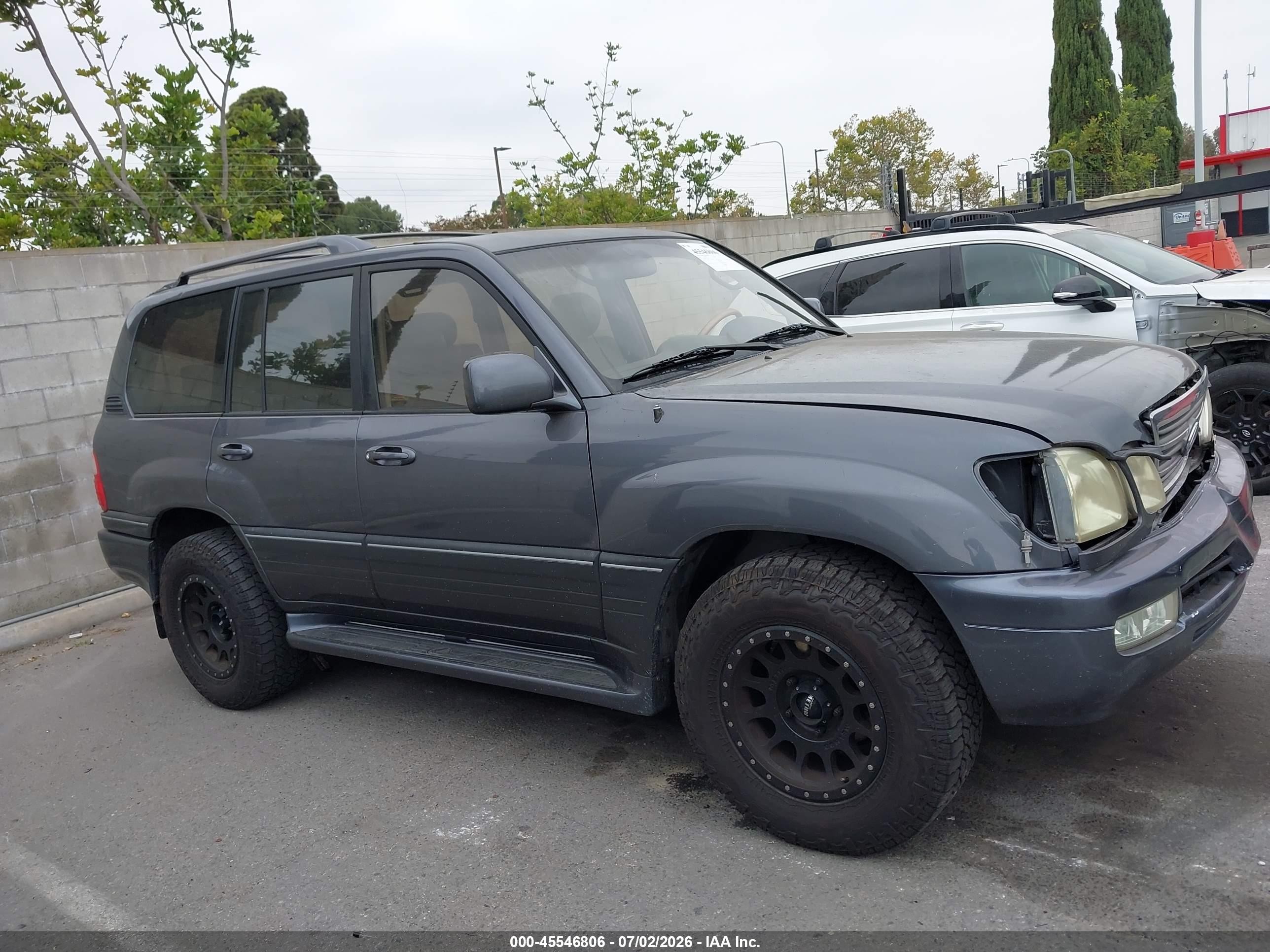 2003 Lexus Lx 470   Gray vin: JTJHT00W233531599
