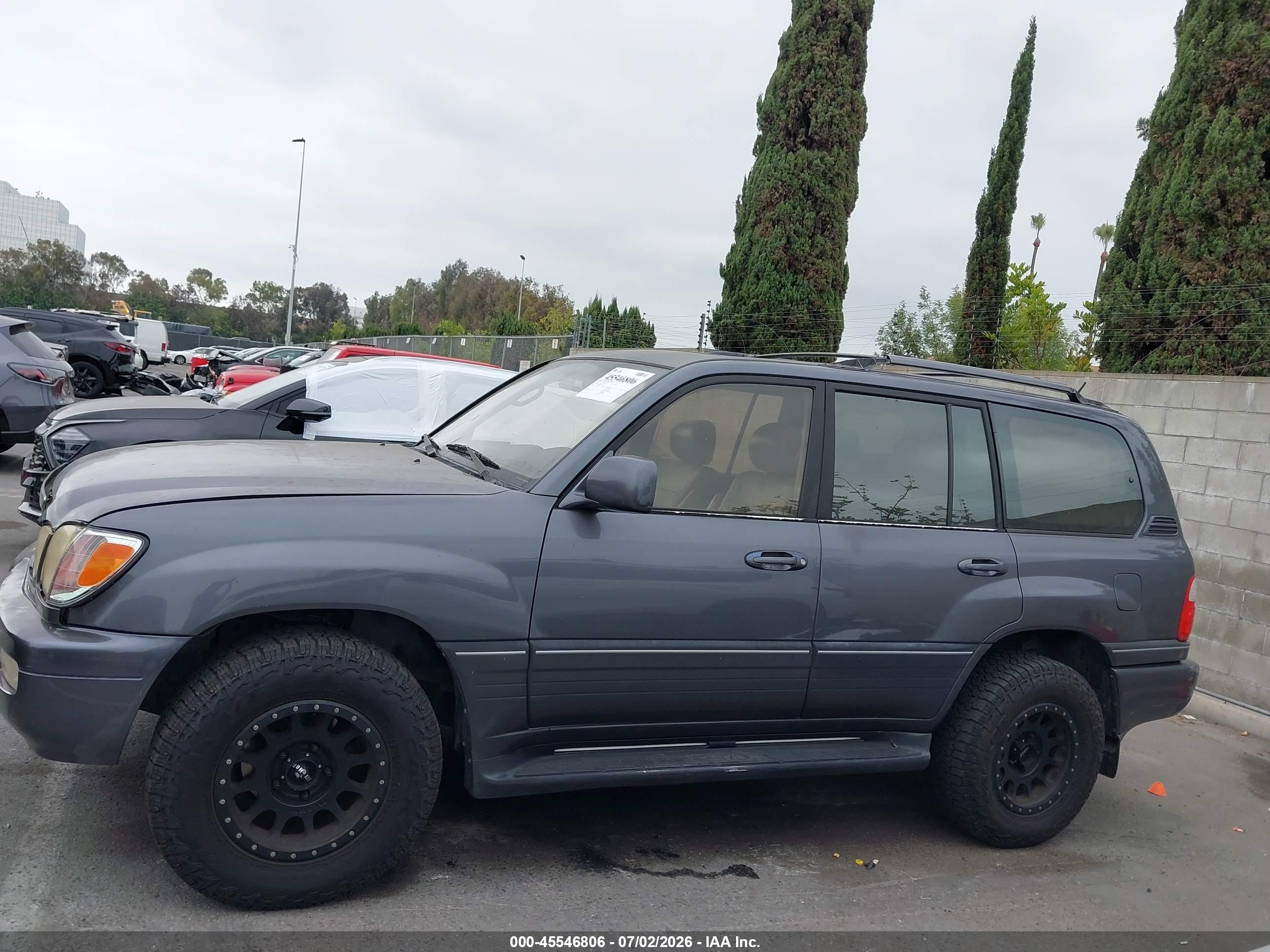 2003 Lexus Lx 470   Gray vin: JTJHT00W233531599